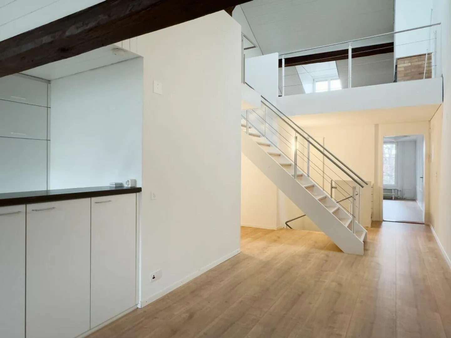 Stunning Gallery Apartment with Studio - Photo 6 of 30