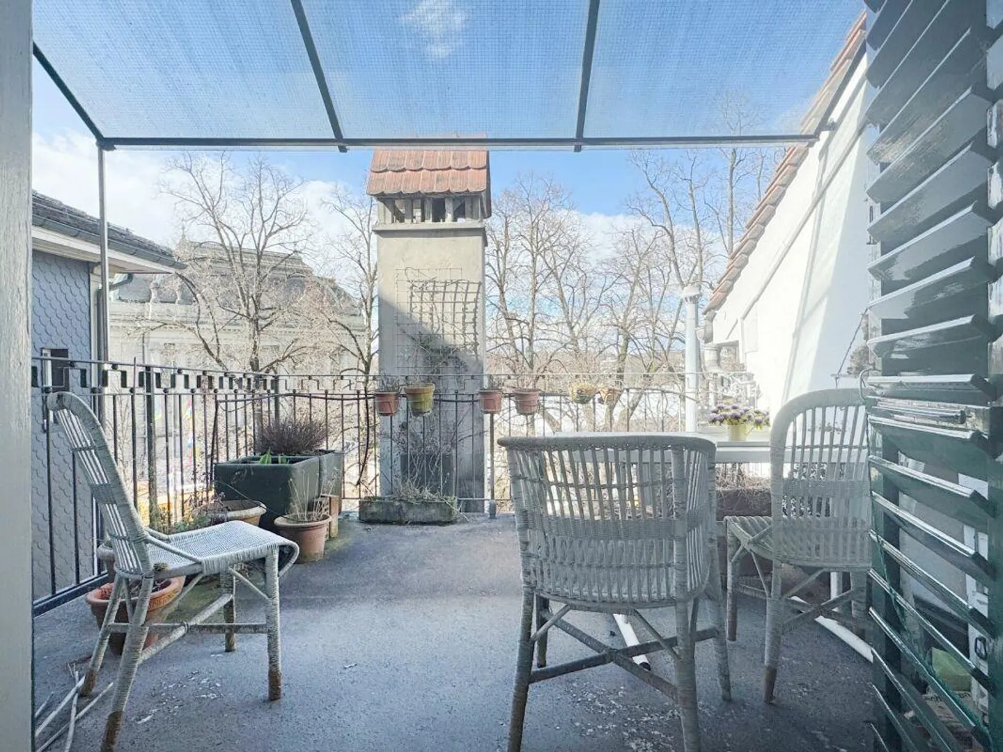 Stunning Gallery Apartment with Studio - Photo 14 of 30