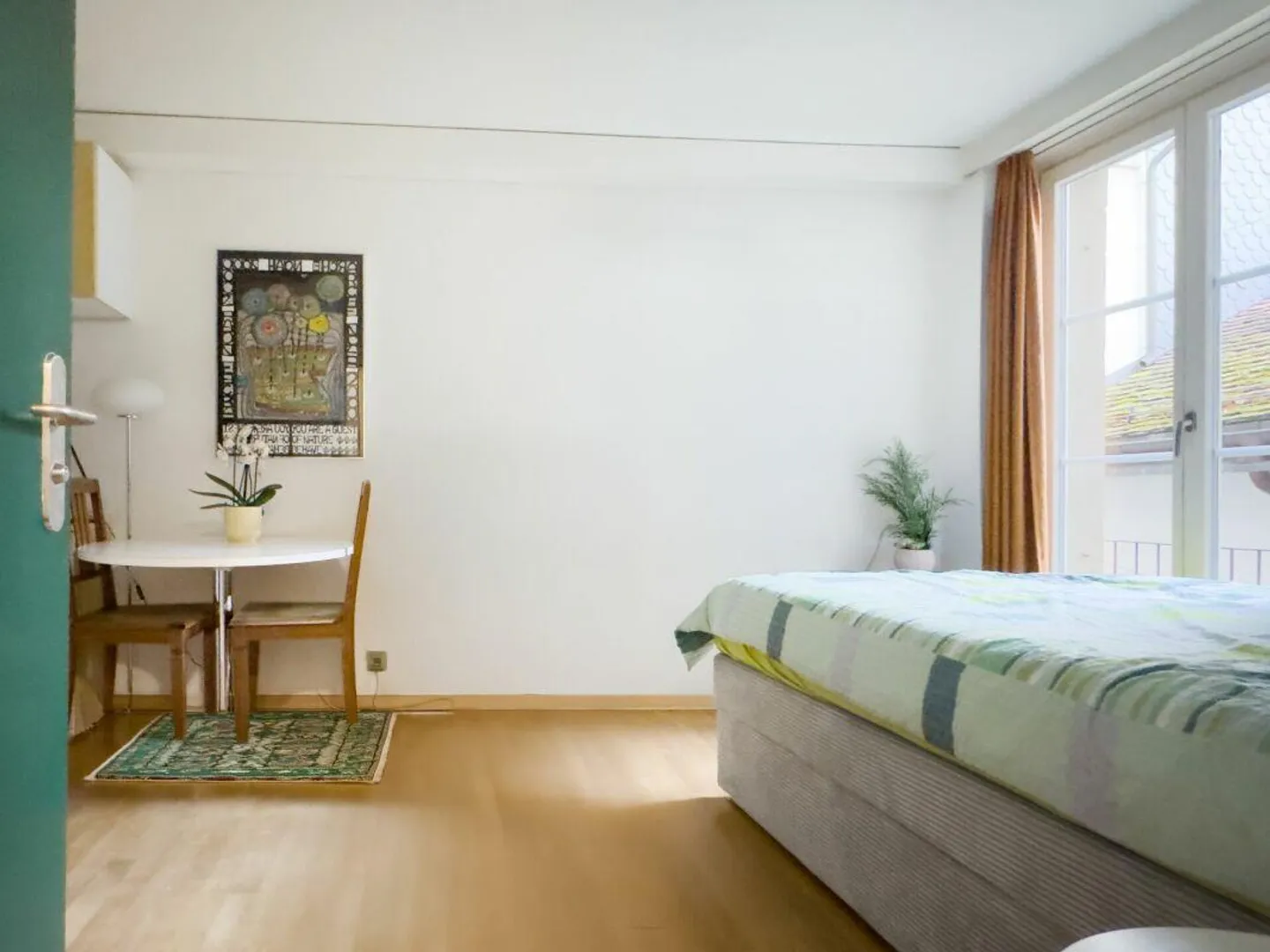 Stunning Gallery Apartment with Studio - Photo 25 of 30