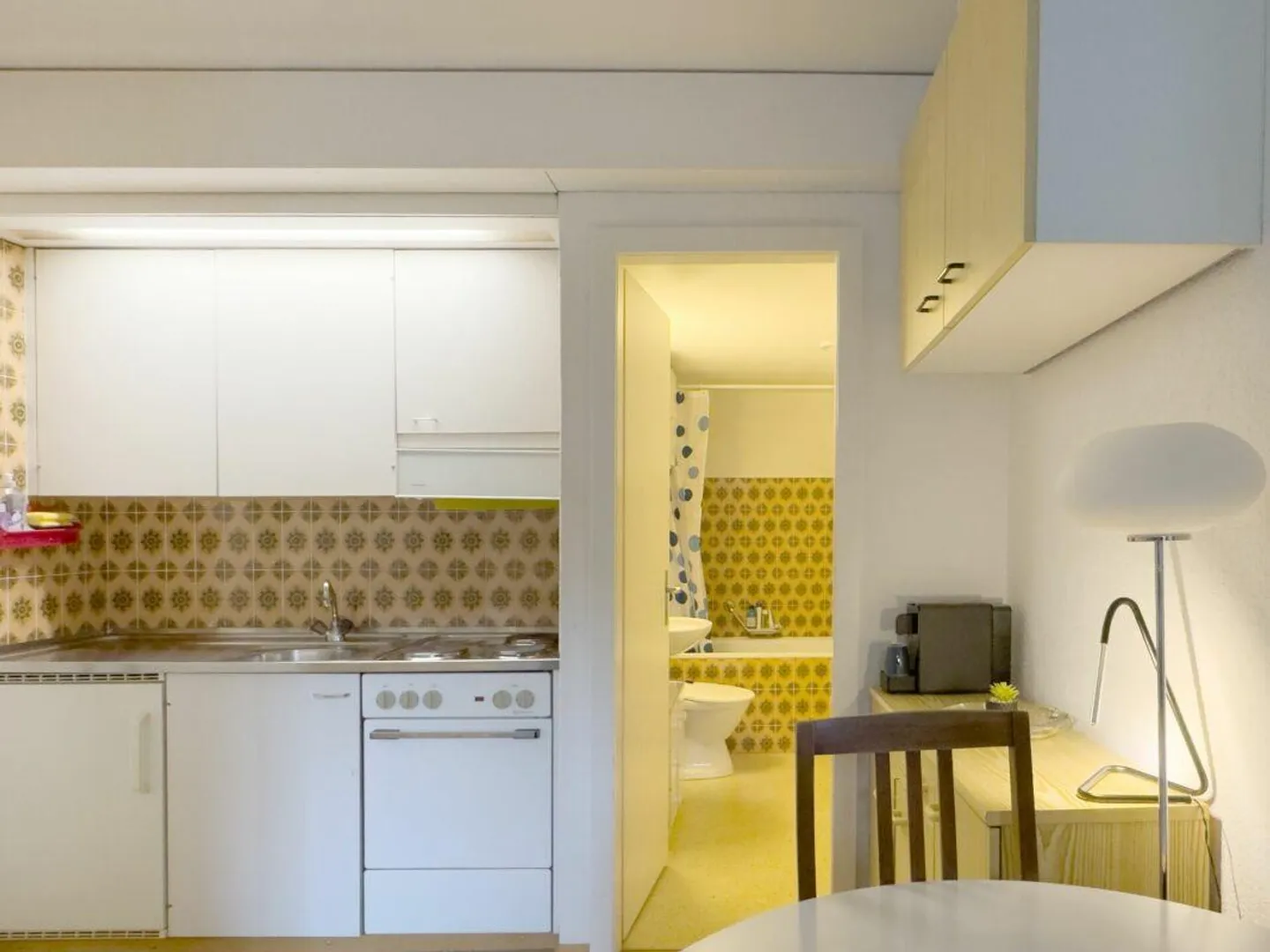 Stunning Gallery Apartment with Studio - Photo 27 of 30