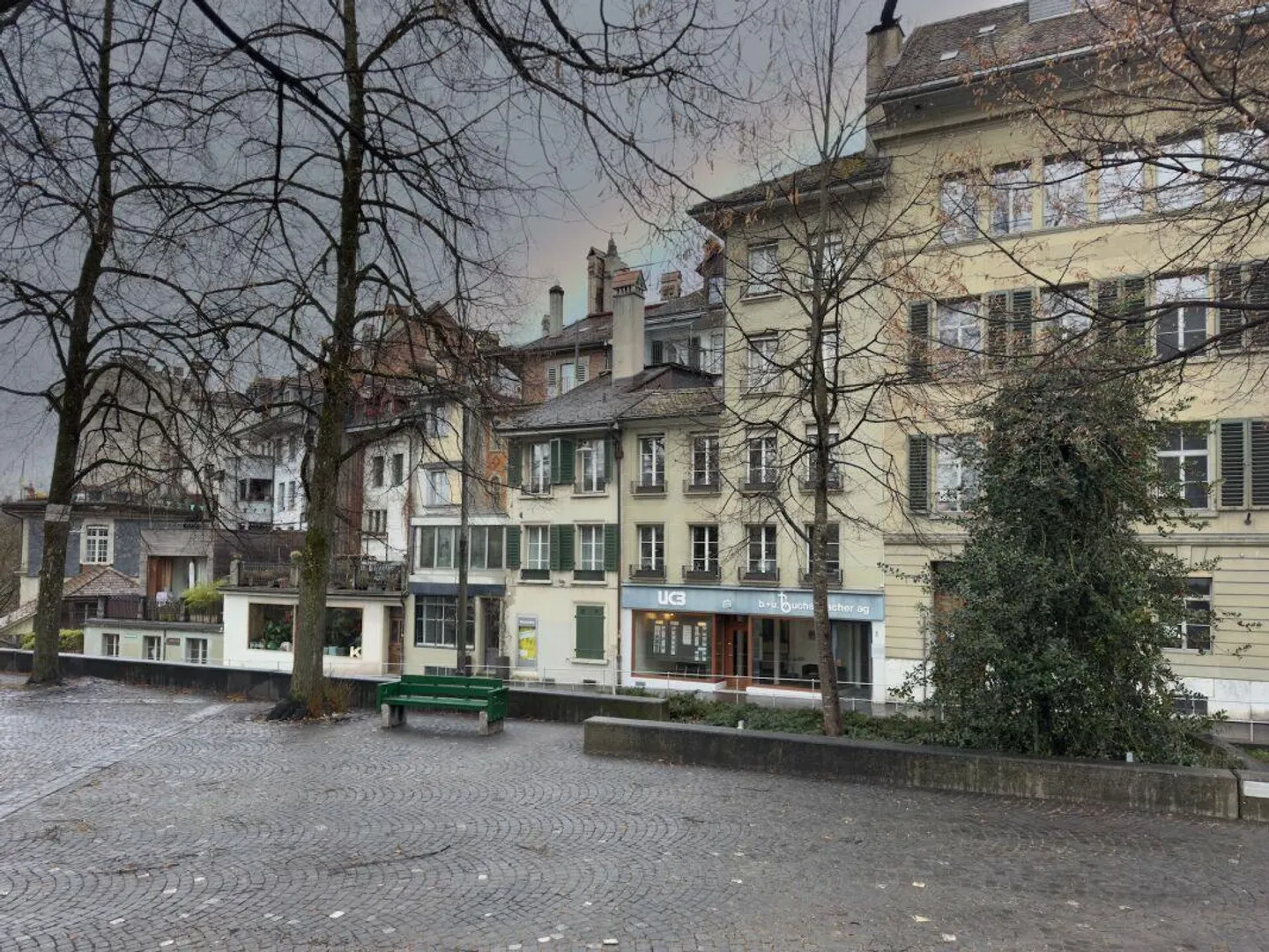 Stunning Gallery Apartment with Studio - Photo 29 of 30