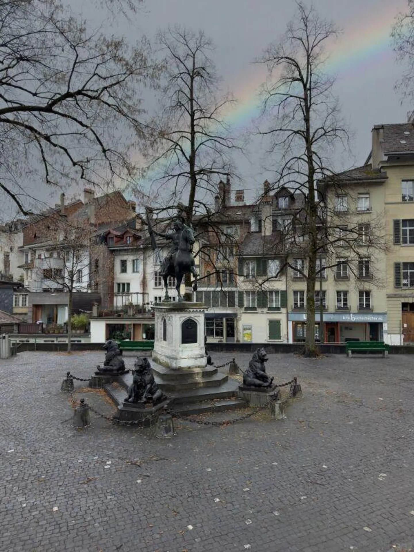 Stunning Gallery Apartment with Studio - Photo 30 of 30