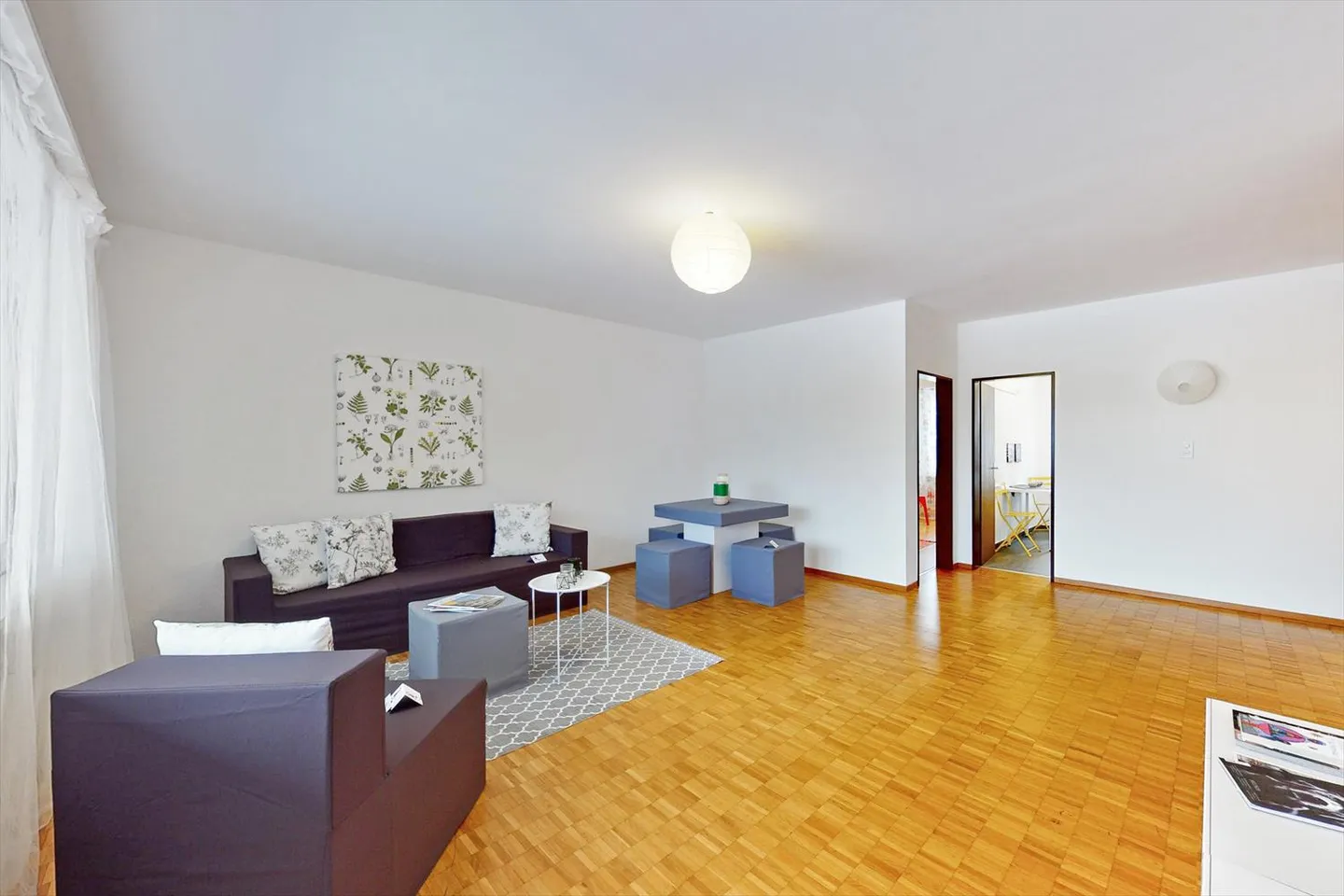 Appartement spacieux de 3,5 pièces dans un emplacement calme et pratique - Photo 3 sur 10