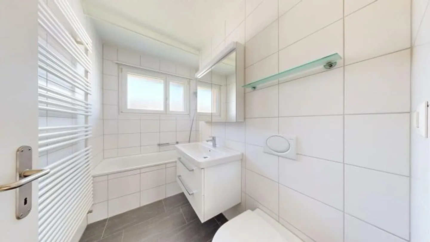 From April 1, 2026, in a well-maintained multi-family house in Dübe... - Photo 5 of 8