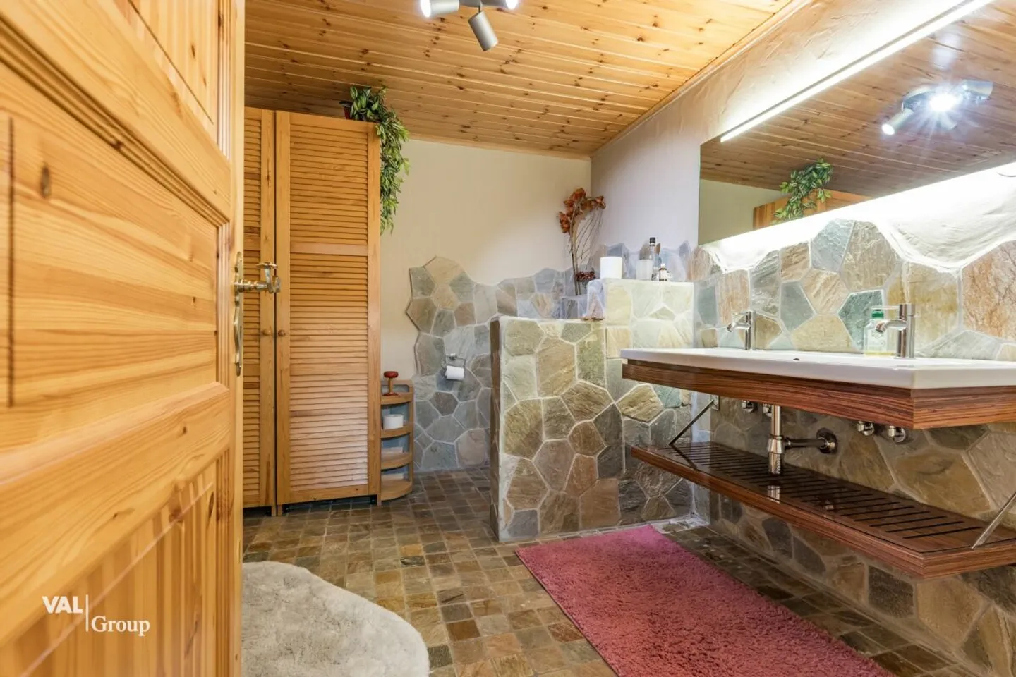 Chalet magnifico a Binii - Foto 19 di 24