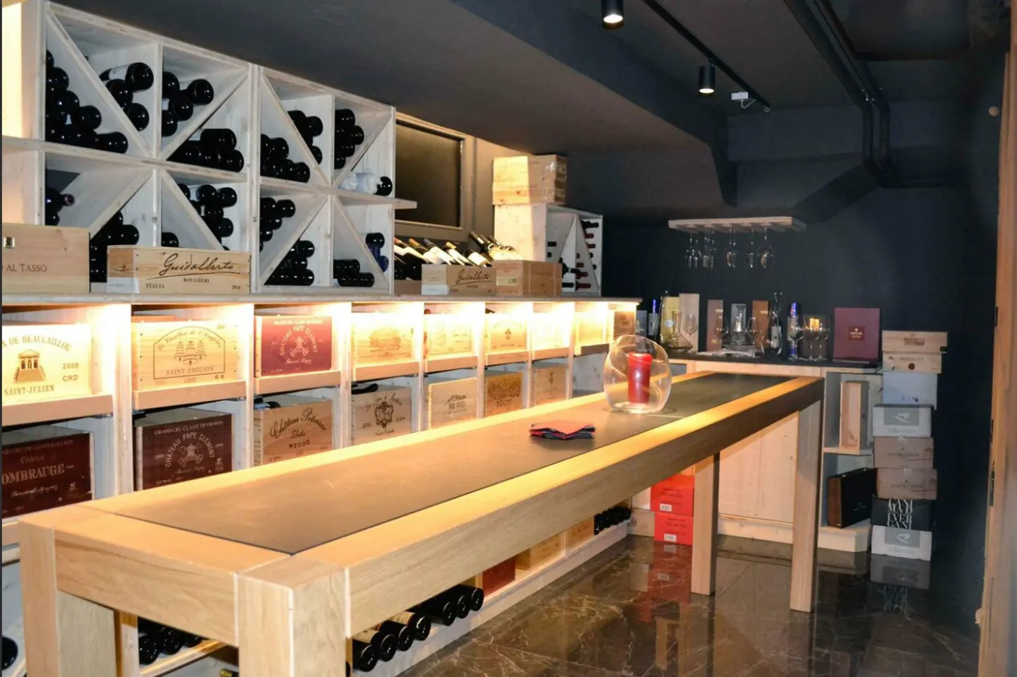 Unique Restaurant Space - Photo 2 of 4