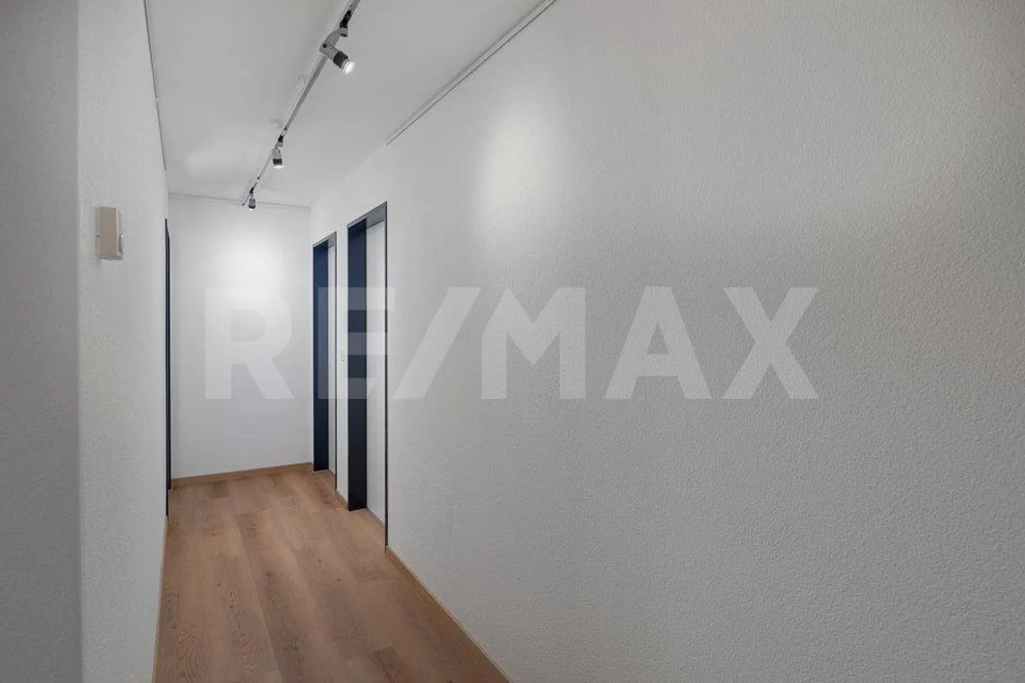 Vie moderne intégrée dans la nature / Appartement de 4,5 pièces au rez-de-chaussée - Photo 13 sur 13