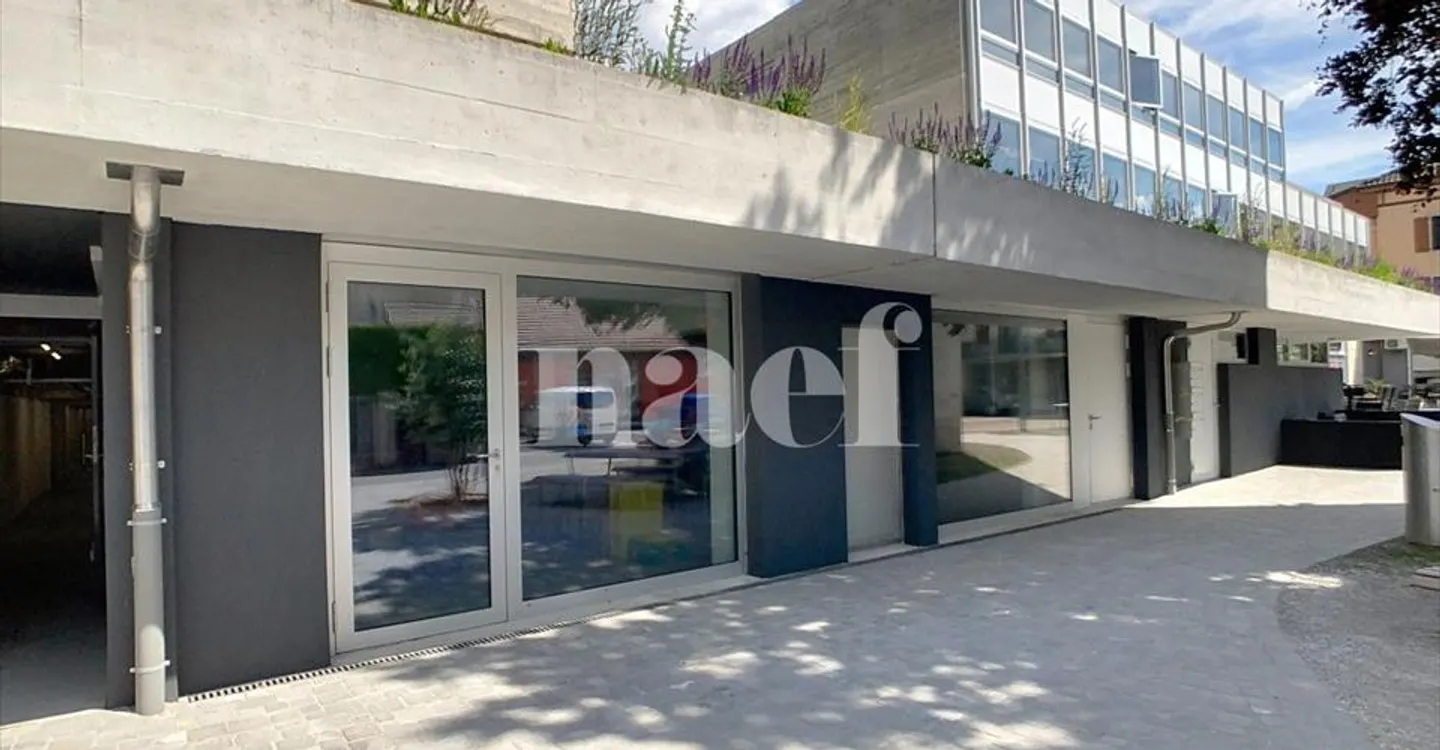 Commercial Space in Aigle - Photo 1 of 7