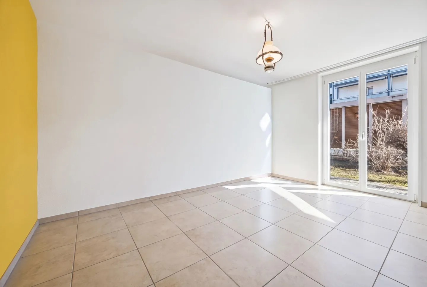 Attractive 4.5-room ground floor apartment with plenty of daylight - Photo 6 of 13