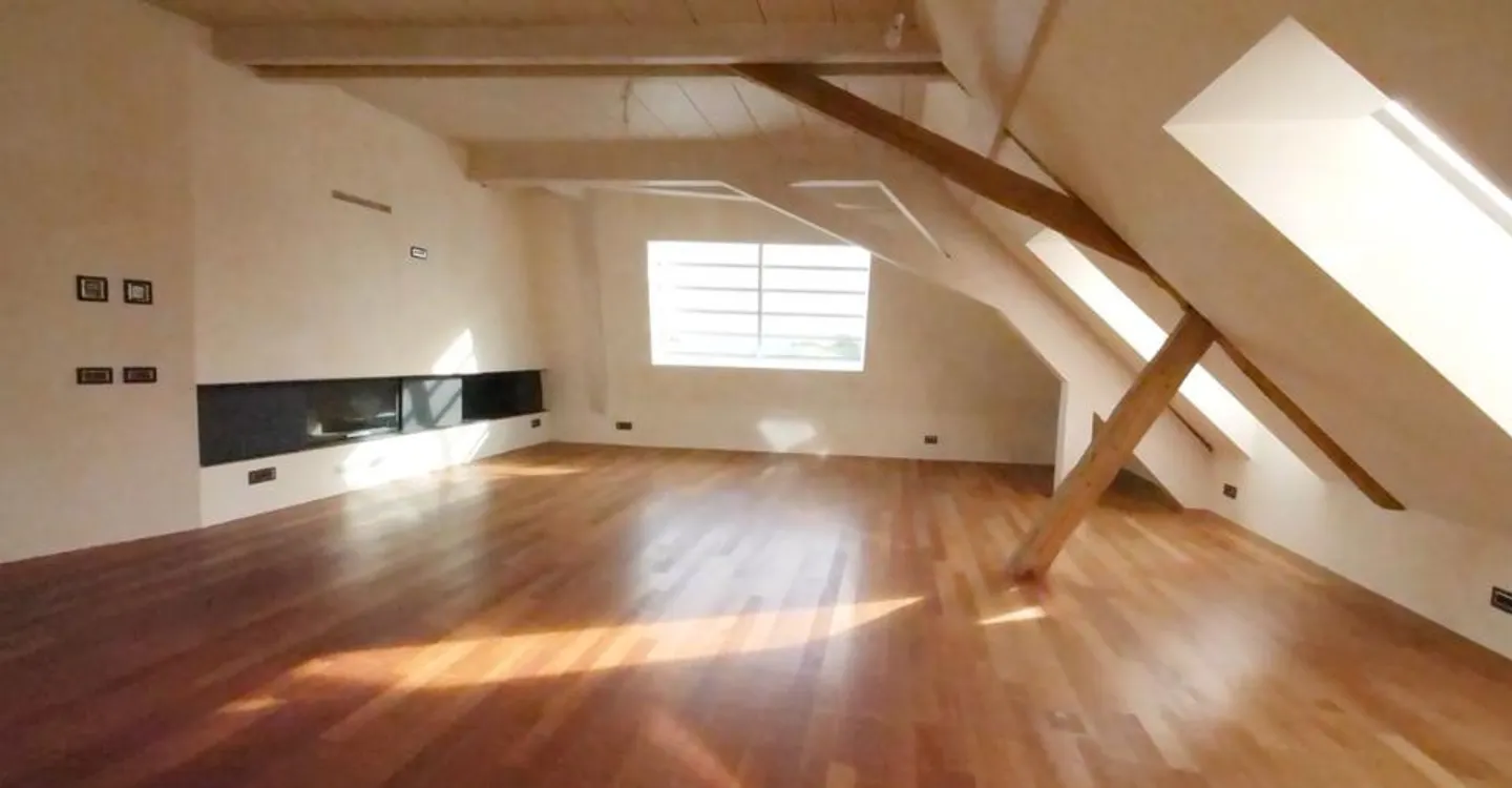 AUBONNE - 5,5 Zimmer Wohnung - Foto 2 von 11