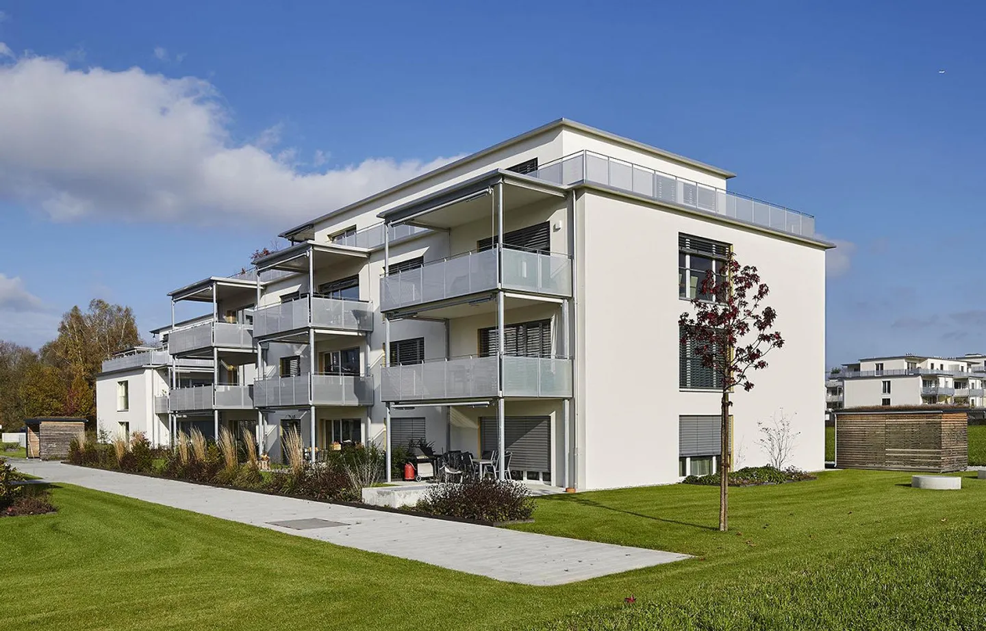 Living happiness at first sight! - Photo 2 of 7