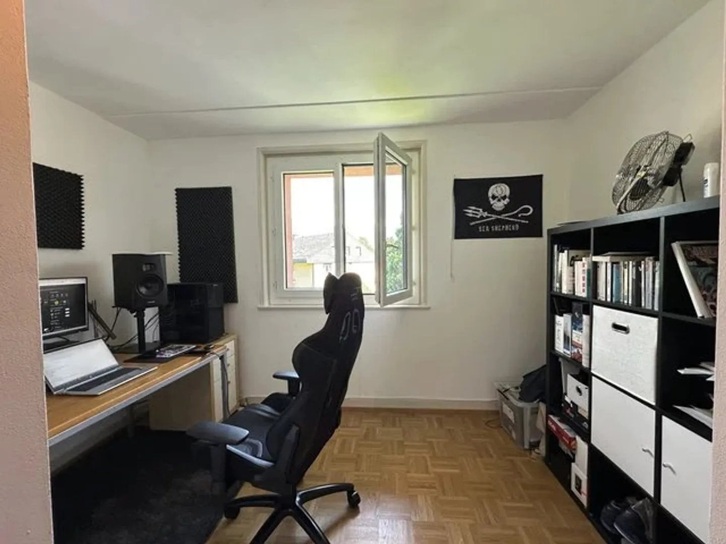 4-room apartment on the 2nd floor - Photo 5 of 10