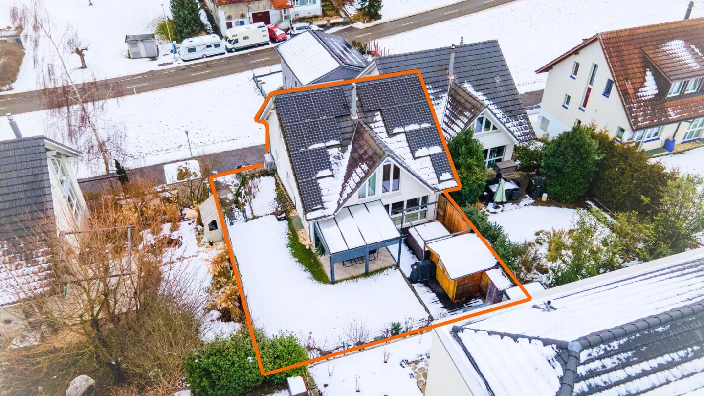 Modernes Einfamilienhaus mit Jacuzzi, Garage & tiefen Nebenkosten - Foto 14 von 14