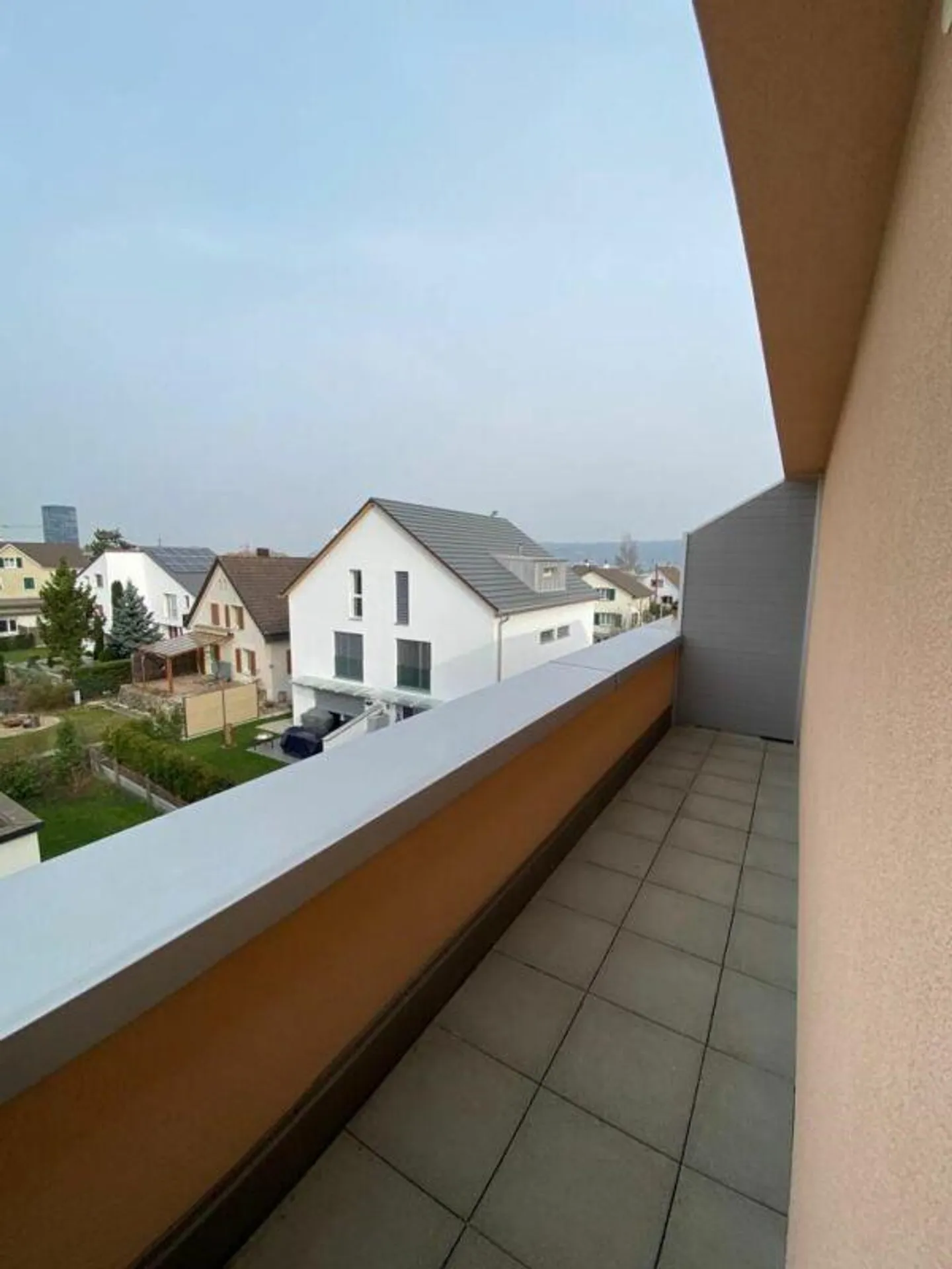 Appartamento attico di 3,5 stanze modernizzato al 3° piano - Foto 9 di 10