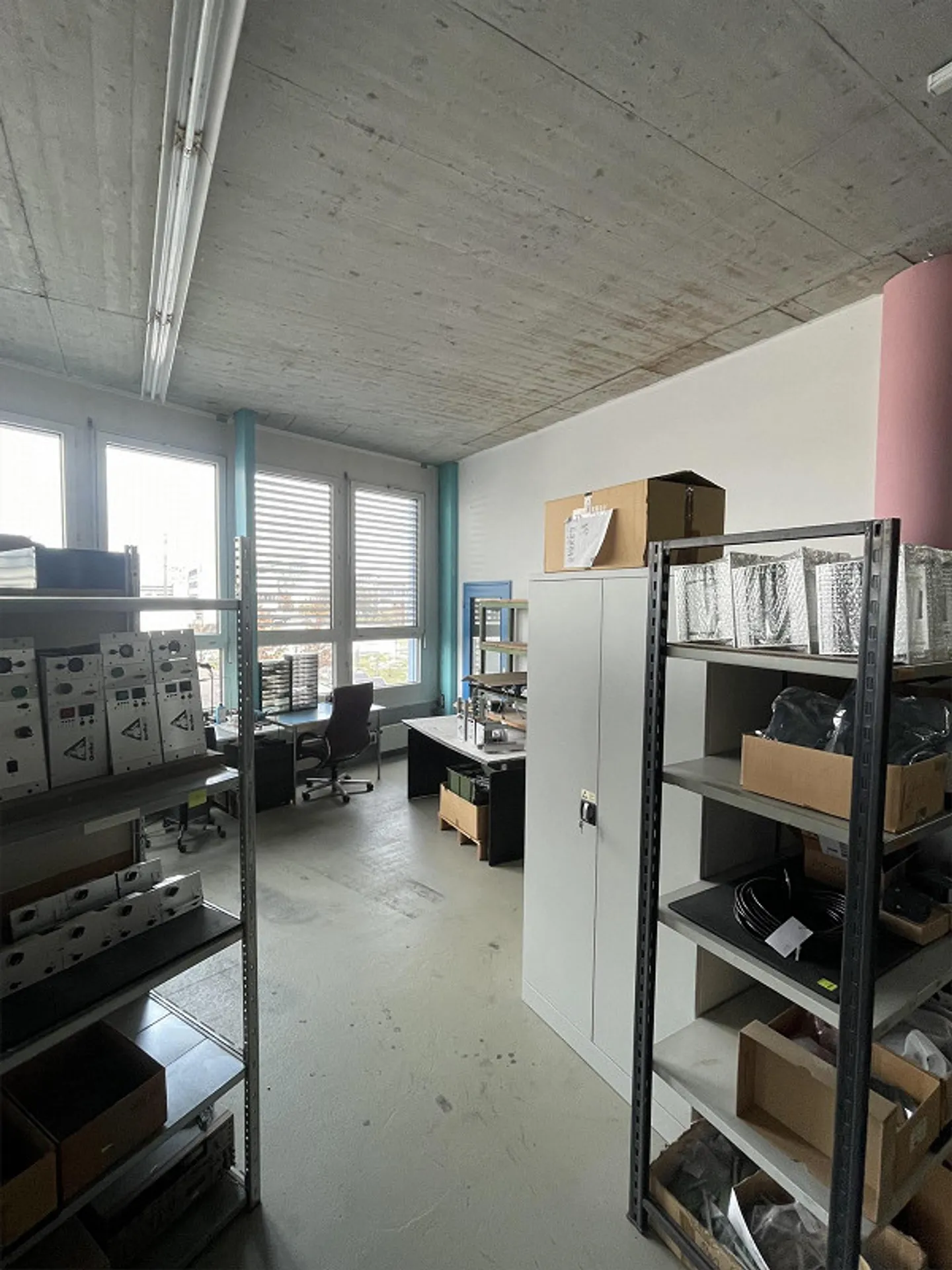 Espace commercial avec des connexions idéales – 996 m² dans le bâtiment commercial Ried - Photo 12 sur 22