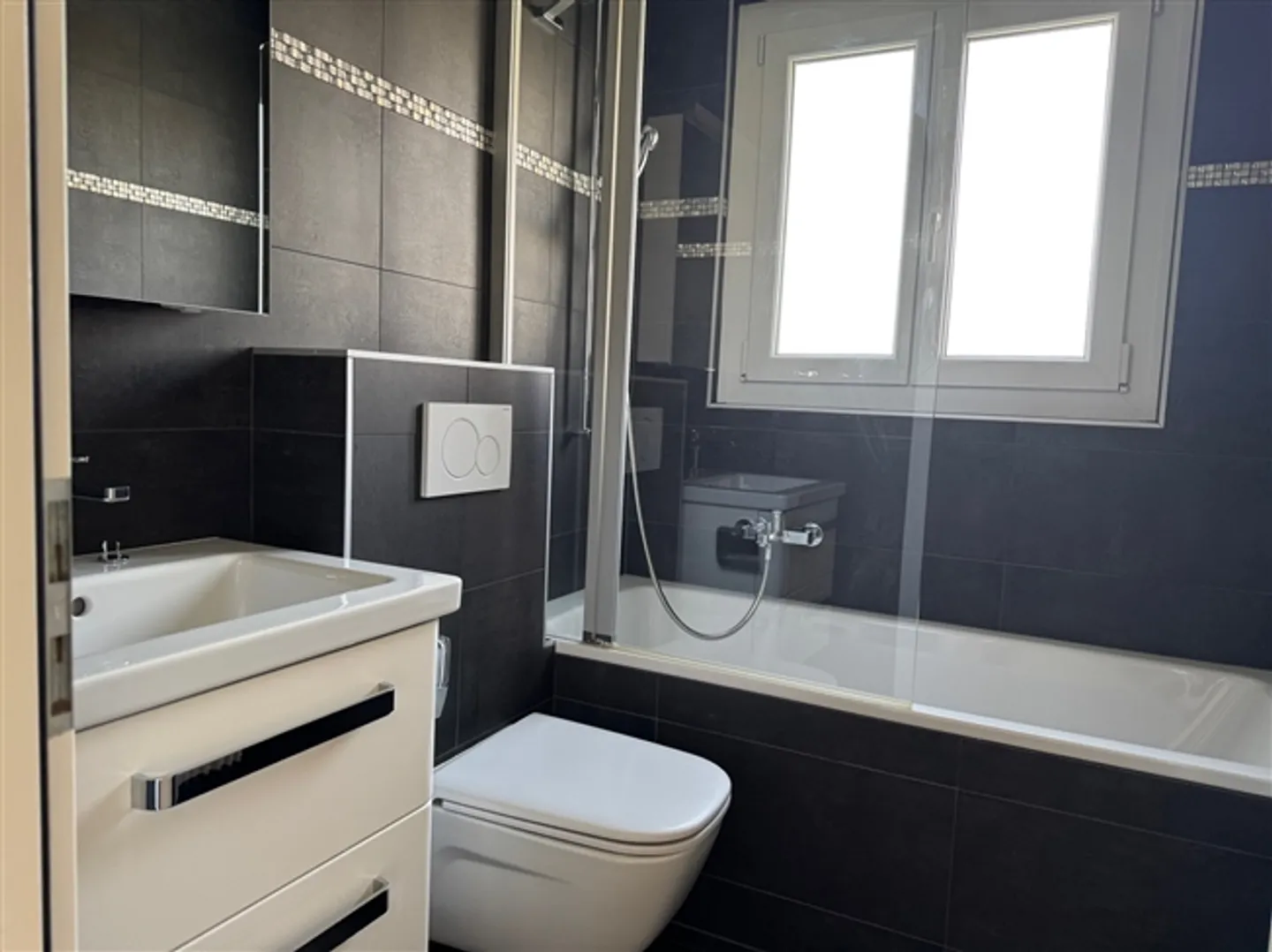 Appartamento - 3.5 stanze - Sierre - rif. 10254478 - AGENTE UNICO - Foto 6 di 8