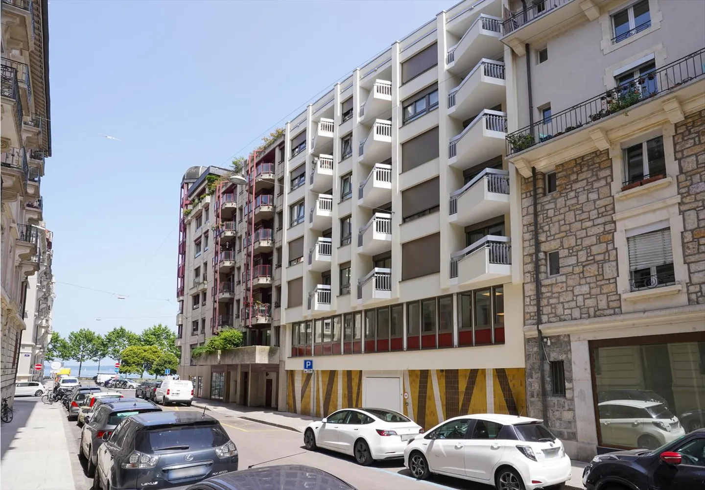 5-room apartment - Photo 1 of 3