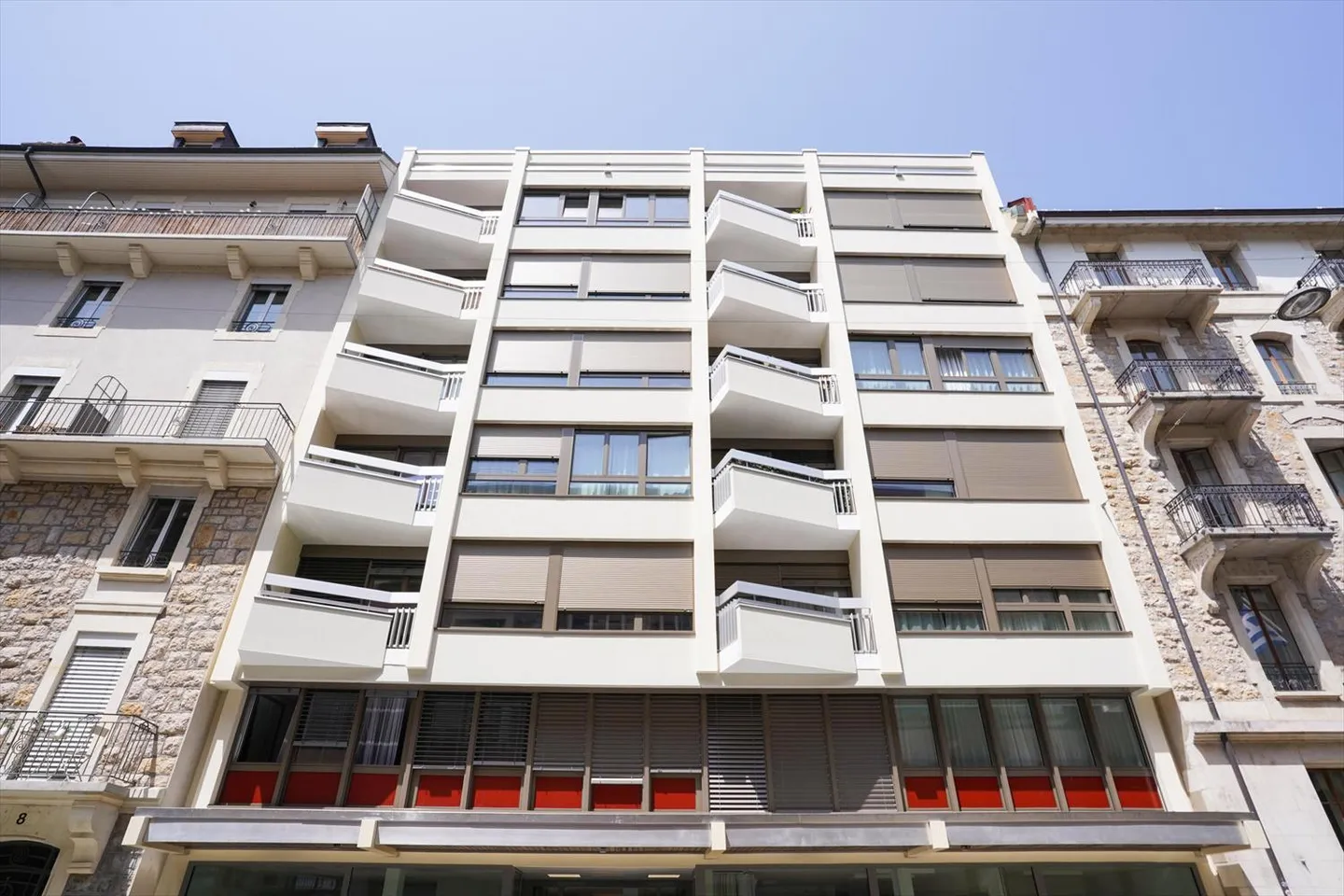 5-room apartment - Photo 2 of 3