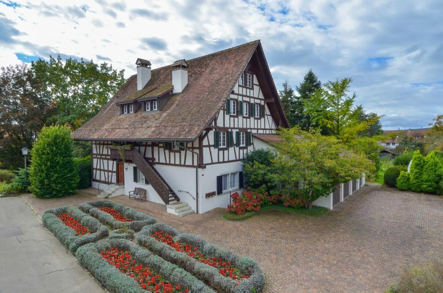 3½-Zimmer-Gartenwohnung der Extraklasse: Riegelhaus trifft auf topm... - Foto 2 von 18