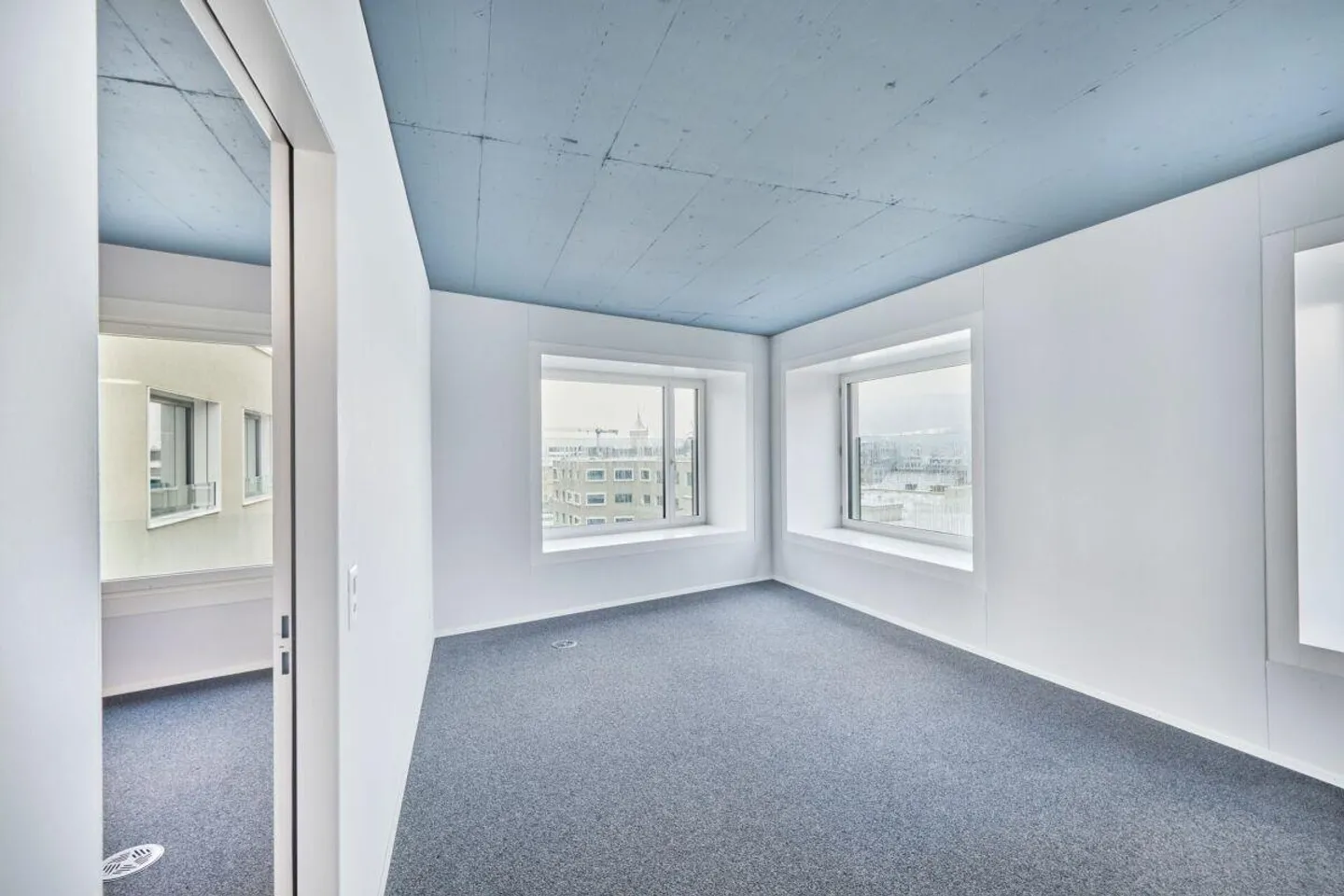 Geräumige Bürofläche mit Entfaltungspotential am Schaffhauser Bahnhof - Foto 5 von 11