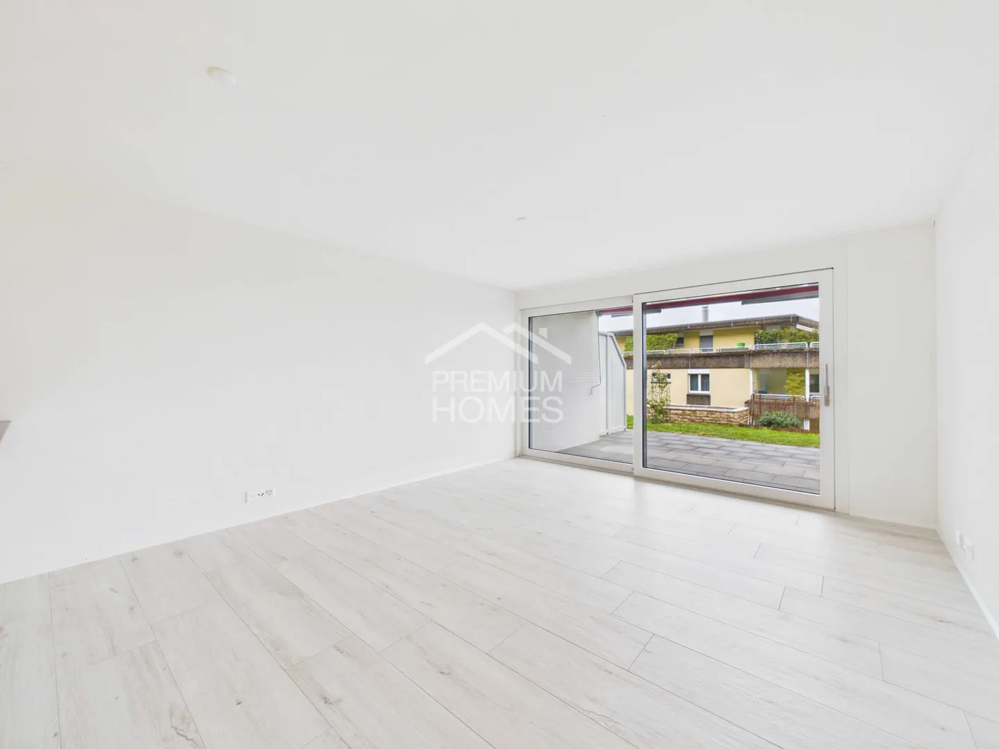 Dream apartment with sunny terrace & 0.9% mortgage interest - Photo 6 of 11