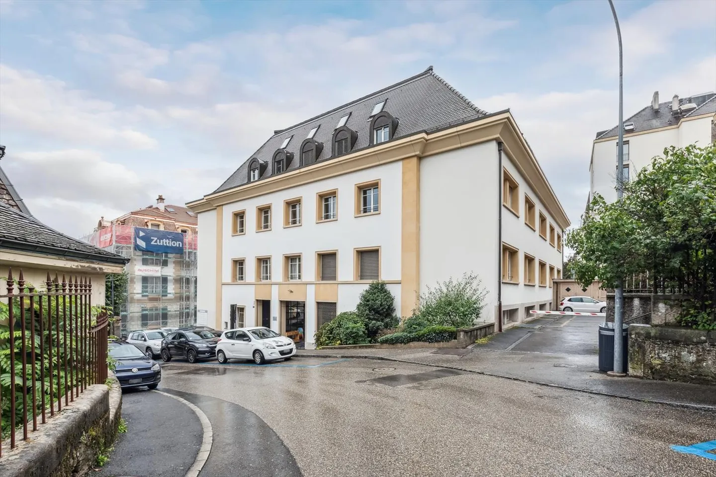 Ideally located - Next to the Palais du Peyrou - Photo 3 of 9