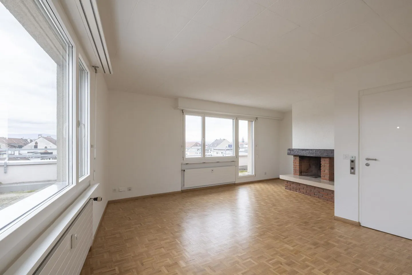 Appartamento attico 2 1/2 locali con grande terrazza - Foto 1 di 5