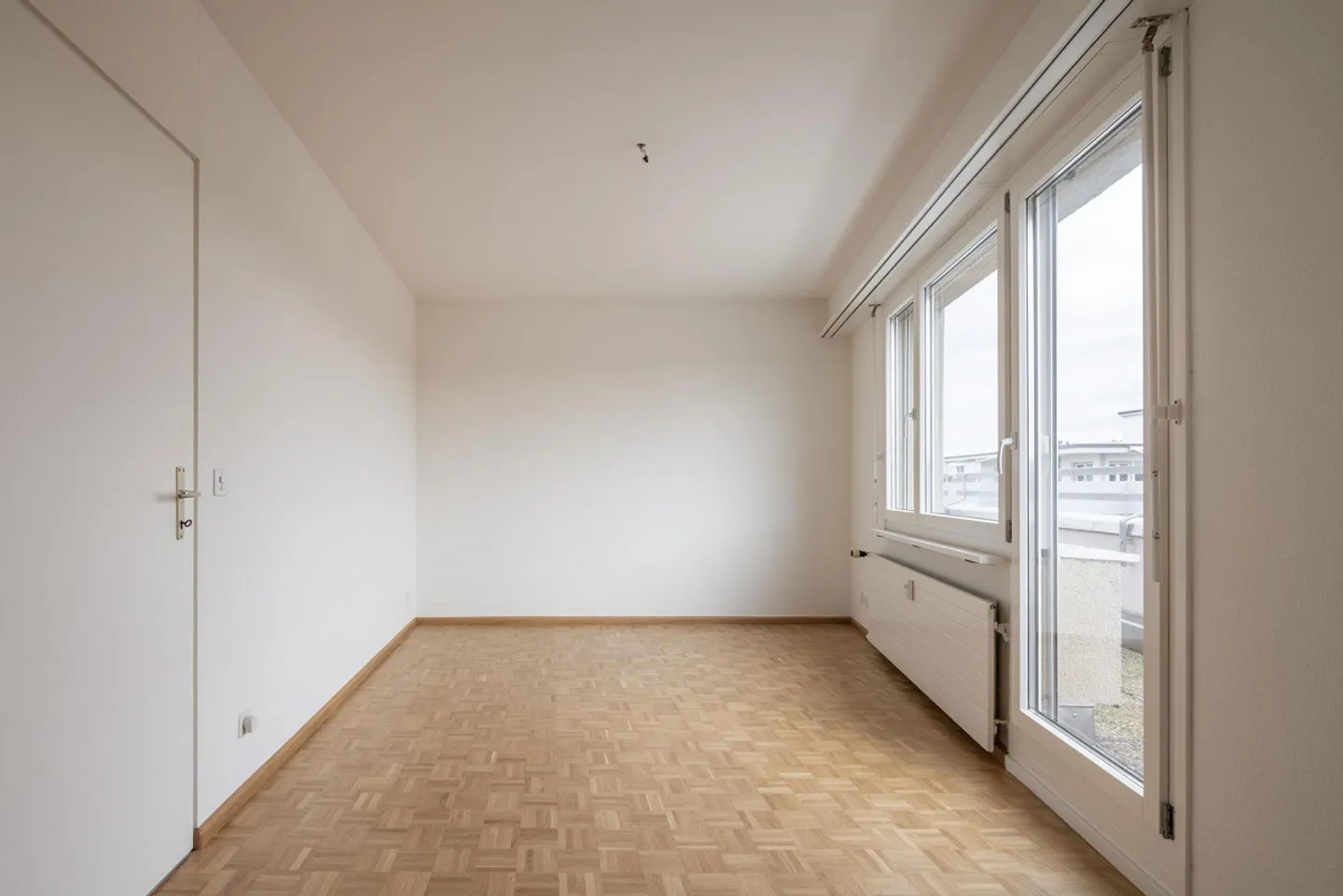 Appartamento attico 2 1/2 locali con grande terrazza - Foto 3 di 5