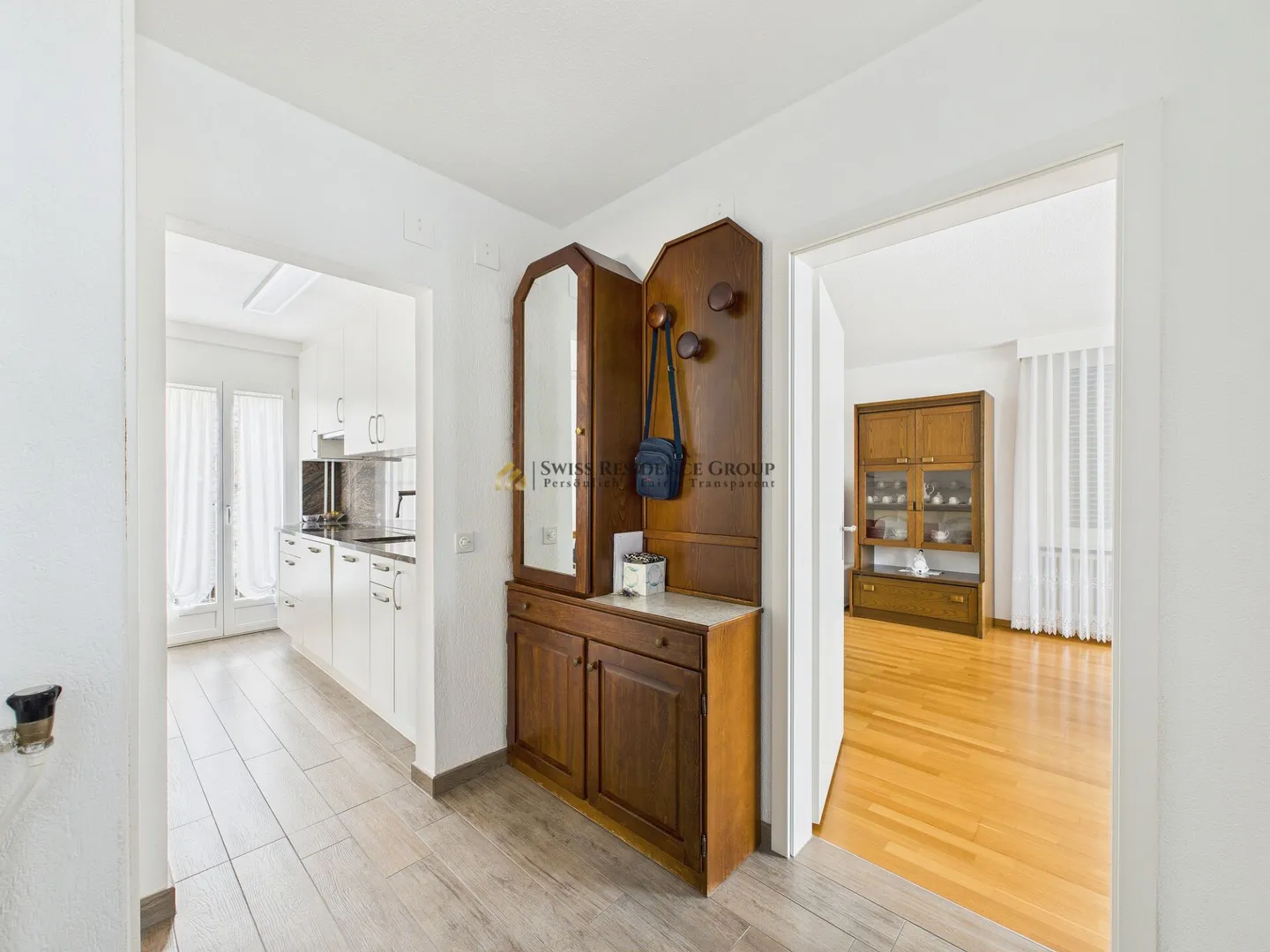 Vivere e lavorare insieme - Casa unifamiliare con estensione commerciale di 60 m² - Foto 7 di 21