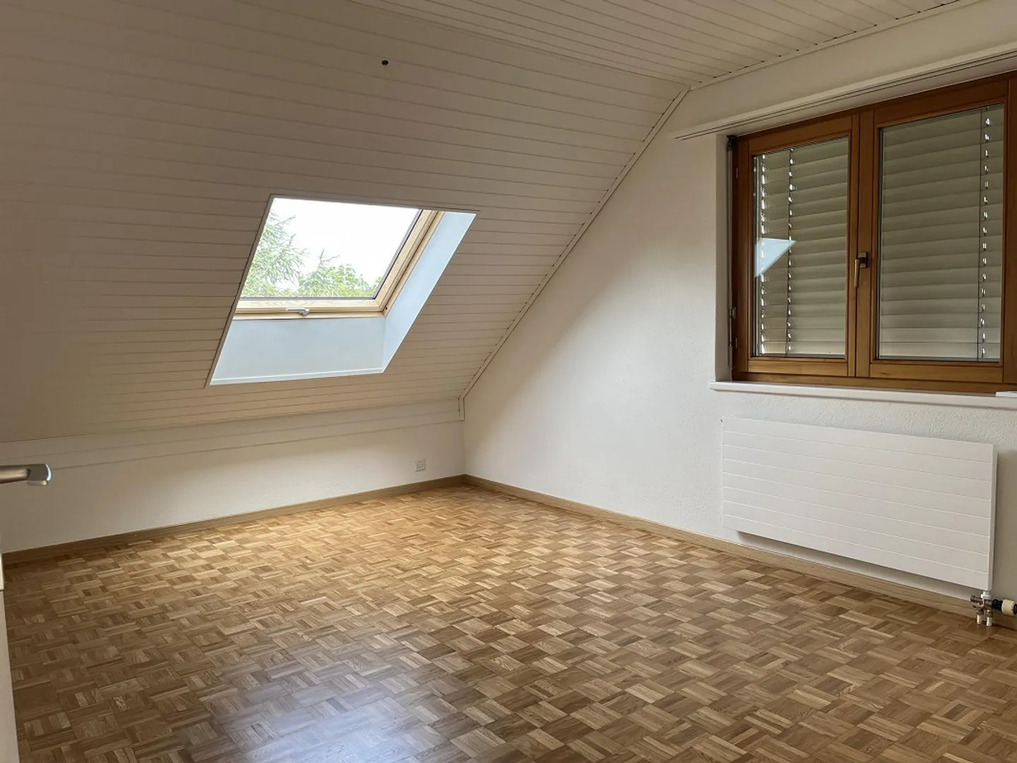Appartement mansardé confortable de 3.5 pièces - Photo 5 sur 9