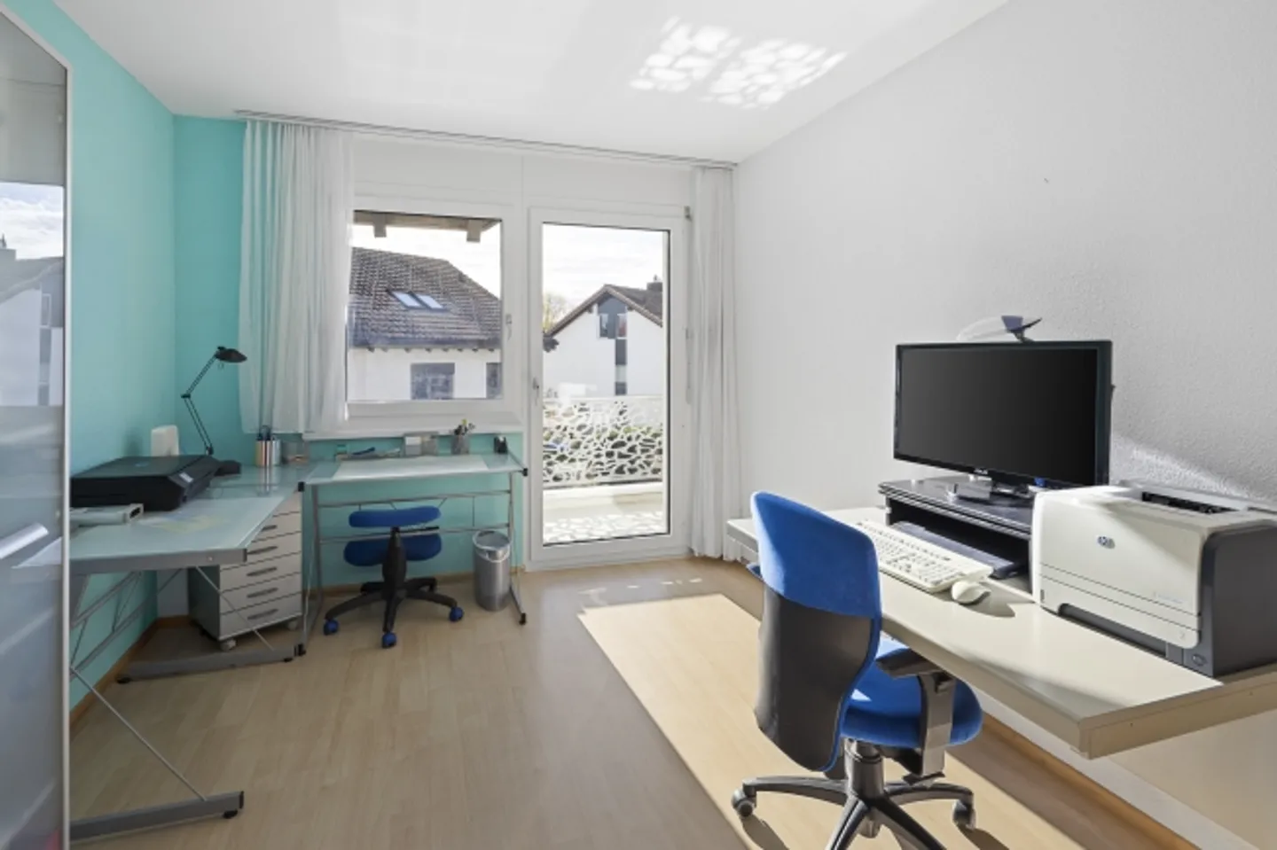 Oasis de vie bien entretenue avec beau jardin et de nombreux extras - Photo 7 sur 14