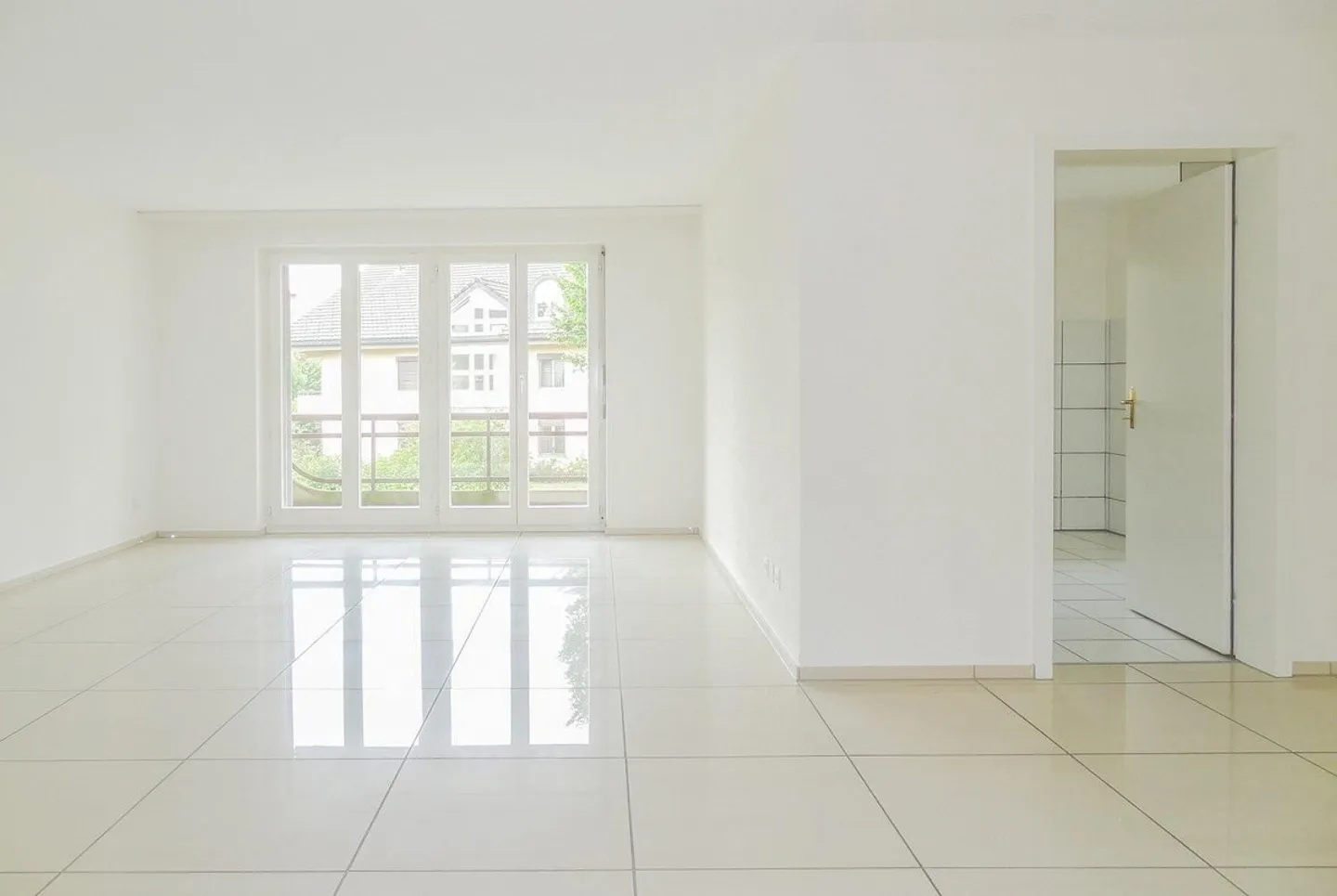 Fancy some fresh air? - Photo 3 of 5