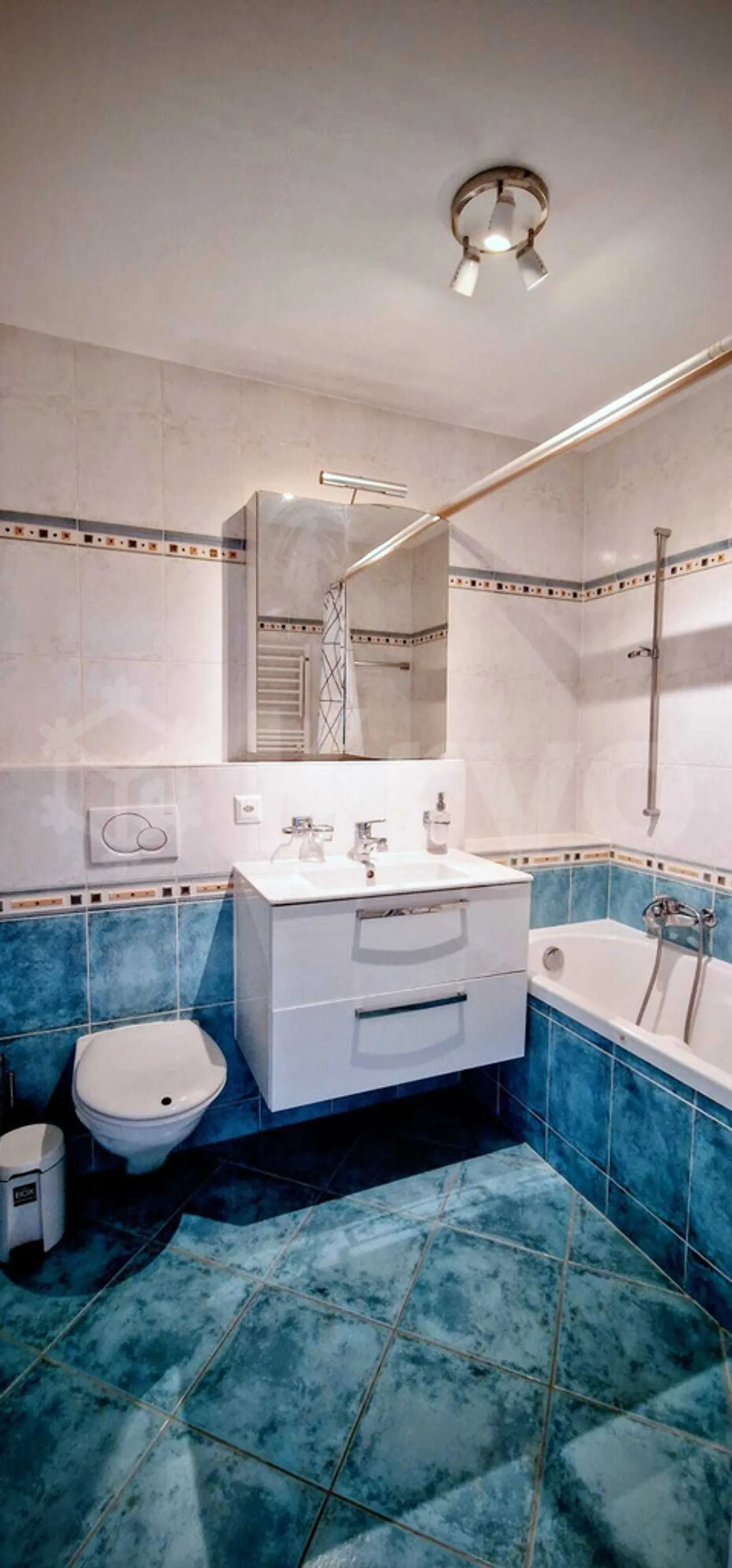 FOR RENT: Magnificent 6-room apartment on the 2nd floor in Versoix - Photo 7 of 8