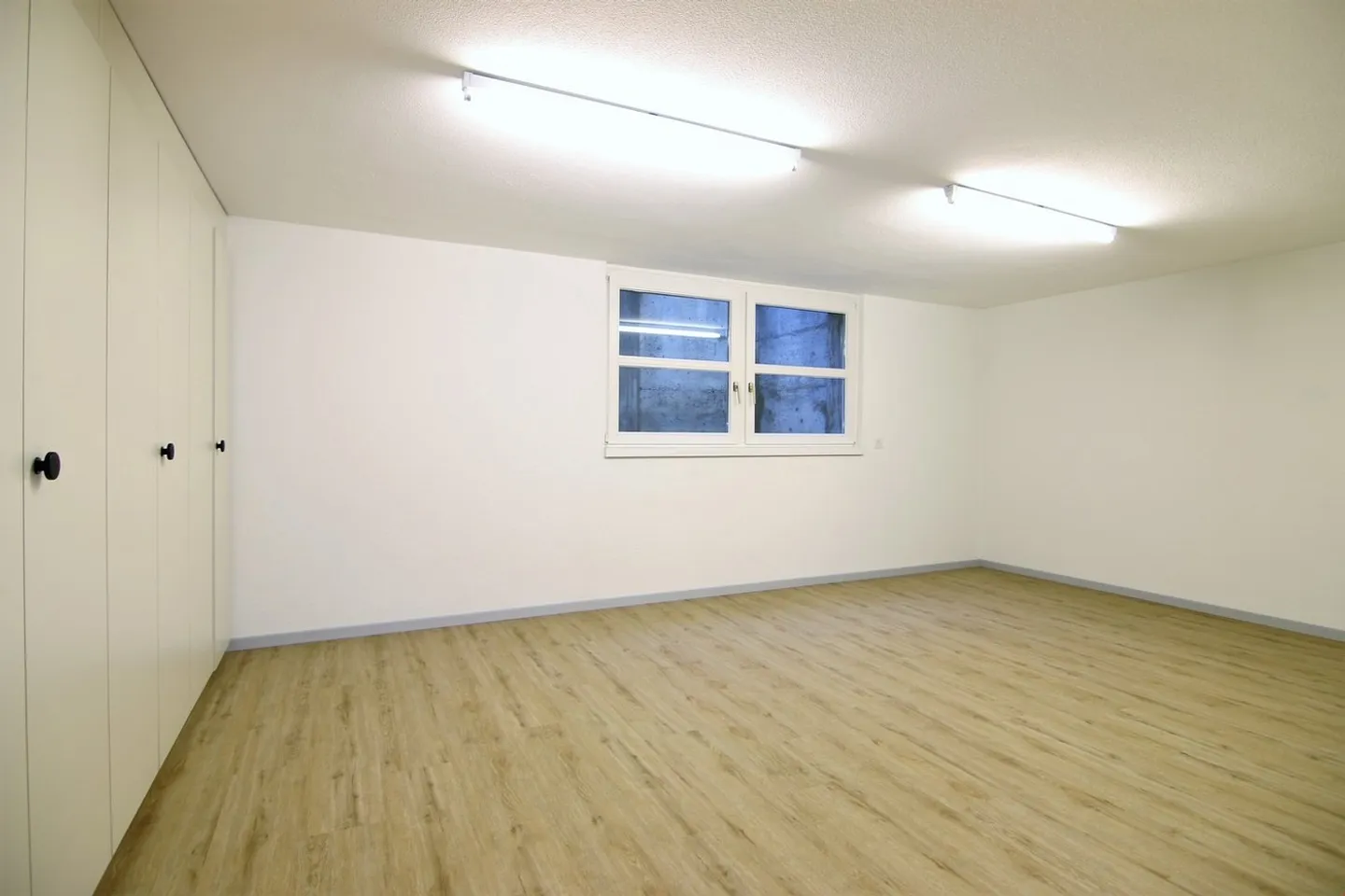 Living directly on the Emme - Photo 12 of 13