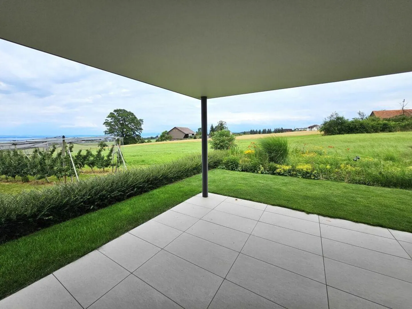 Appartement de location lumineux et spacieux de 4,5 pièces avec aménagement moderne et ... - Photo 11 sur 12