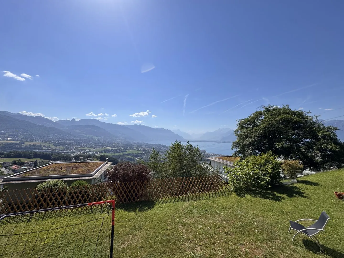 Magnificent 4.5-room apartment with dominant view of the lake - Photo 14 of 16