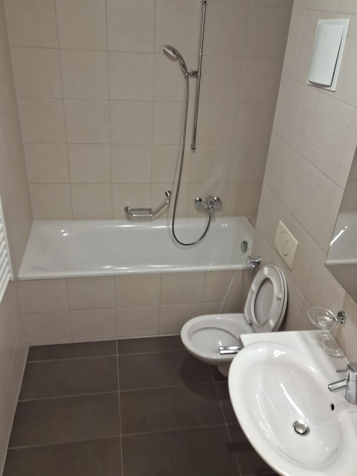 Appartement avec 3,5 pièces au 2ème étage - Photo 6 sur 6