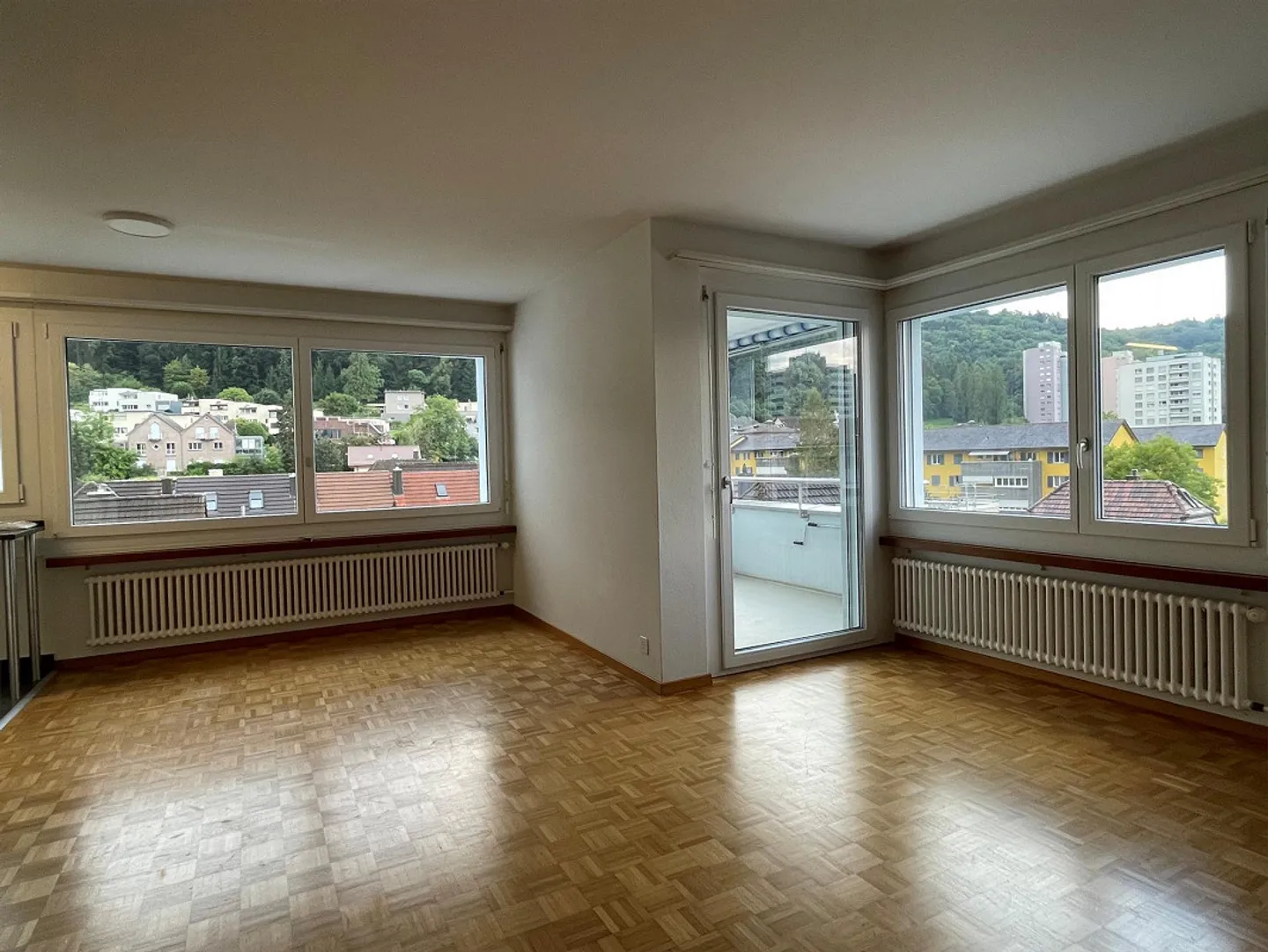 Près du centre-ville de Baden | La Limmat pratiquement à votre porte - Photo 3 sur 8