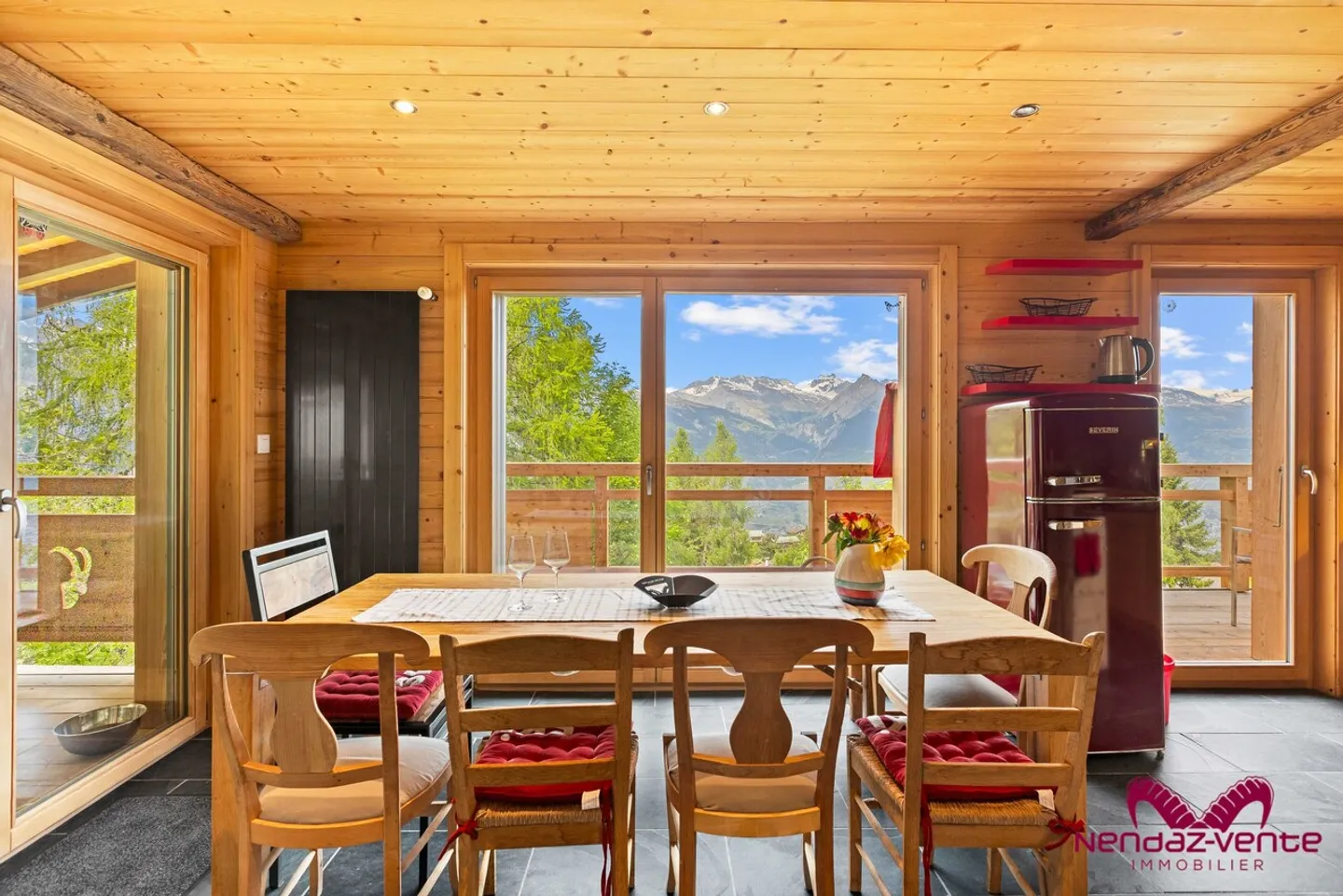 Chalet 5.5 Zimmer - Foto 3 von 13