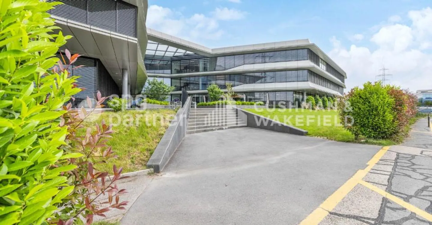 Plug & Play Offices in a high-end building in Terre Bonne Nyon - Crassier 3 - Photo 7 of 12