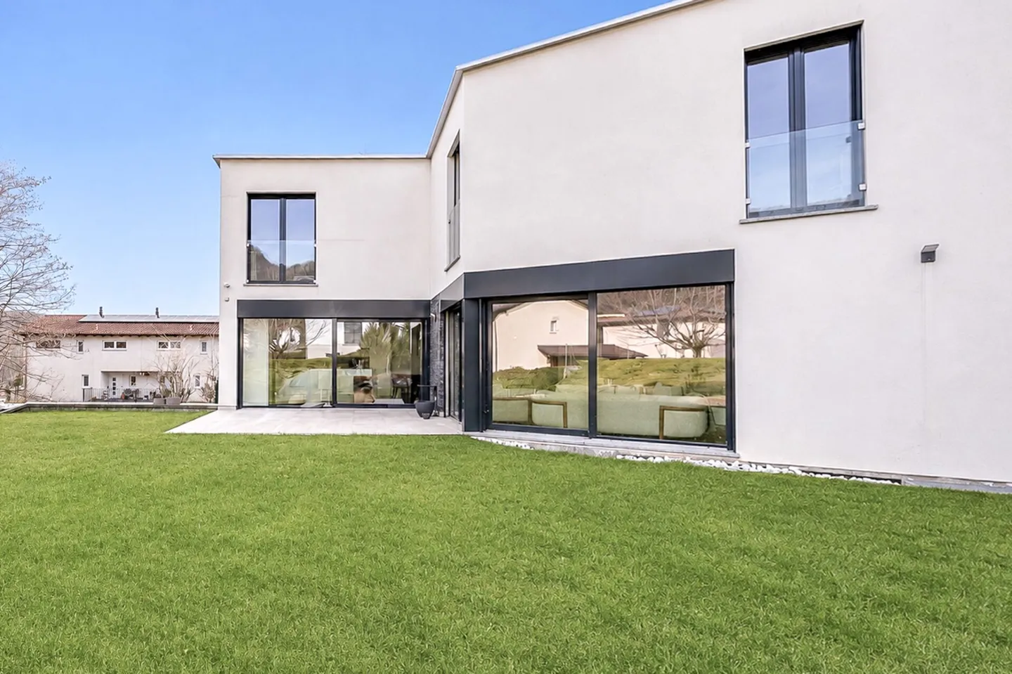 Moderne Einfamilienhaus mit 6 Zimmern. - Foto 12 von 13