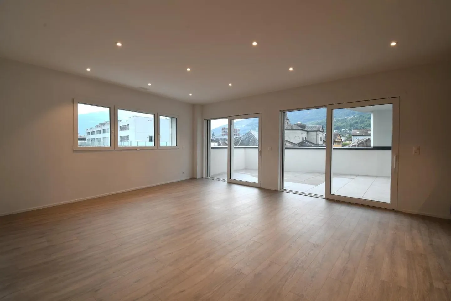 3,5-Zimmer-Wohnung - Foto 1 von 9