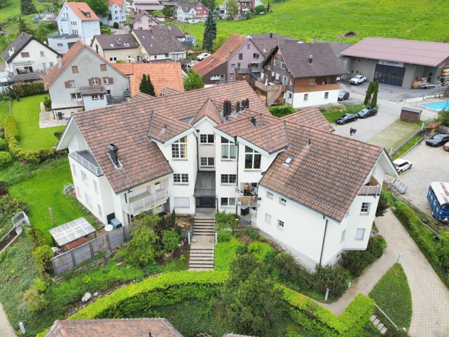 Charmante appartement de 3,5 pièces dans un endroit calme - Photo 1 sur 10