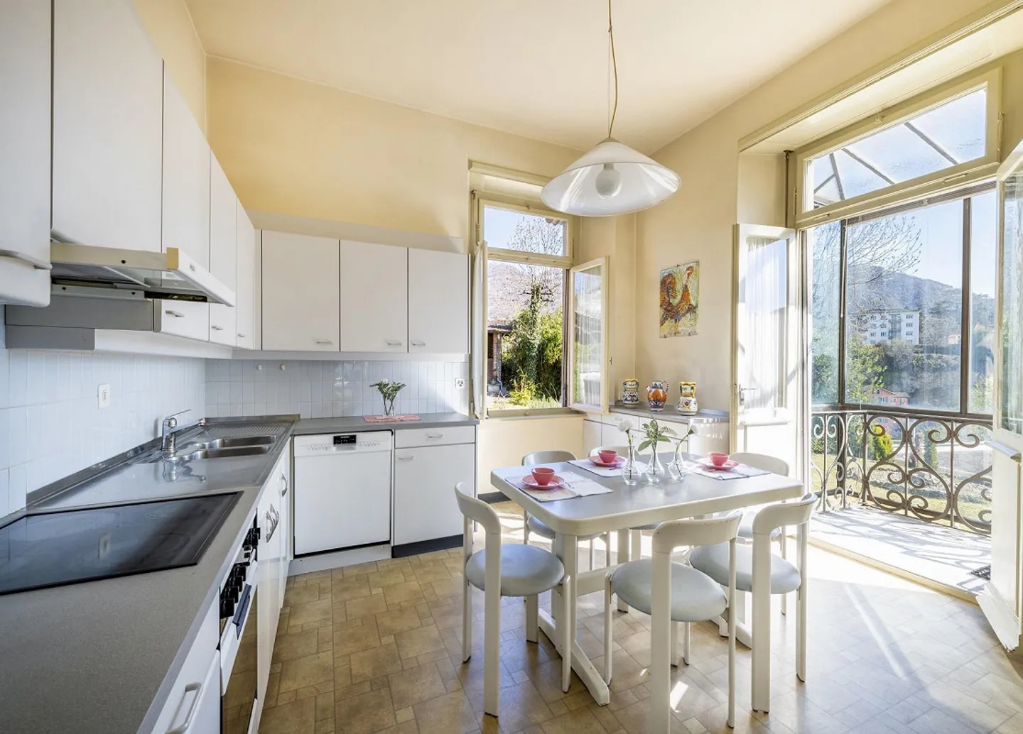 Villa antica con terreno edificabile - Foto 4 di 8
