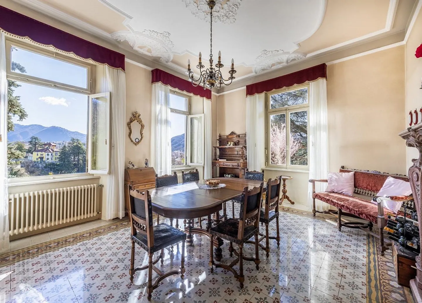 Villa antica con terreno edificabile - Foto 5 di 8