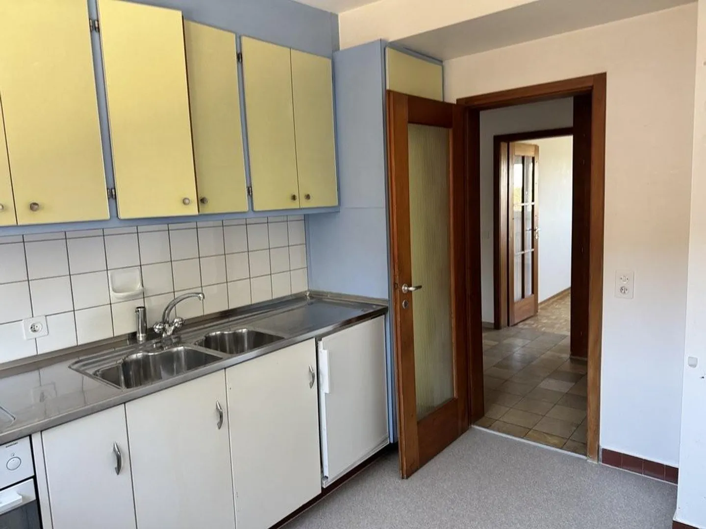 Appartement lumineux 1 pièce dans un emplacement calme à Riehen - Photo 2 sur 6