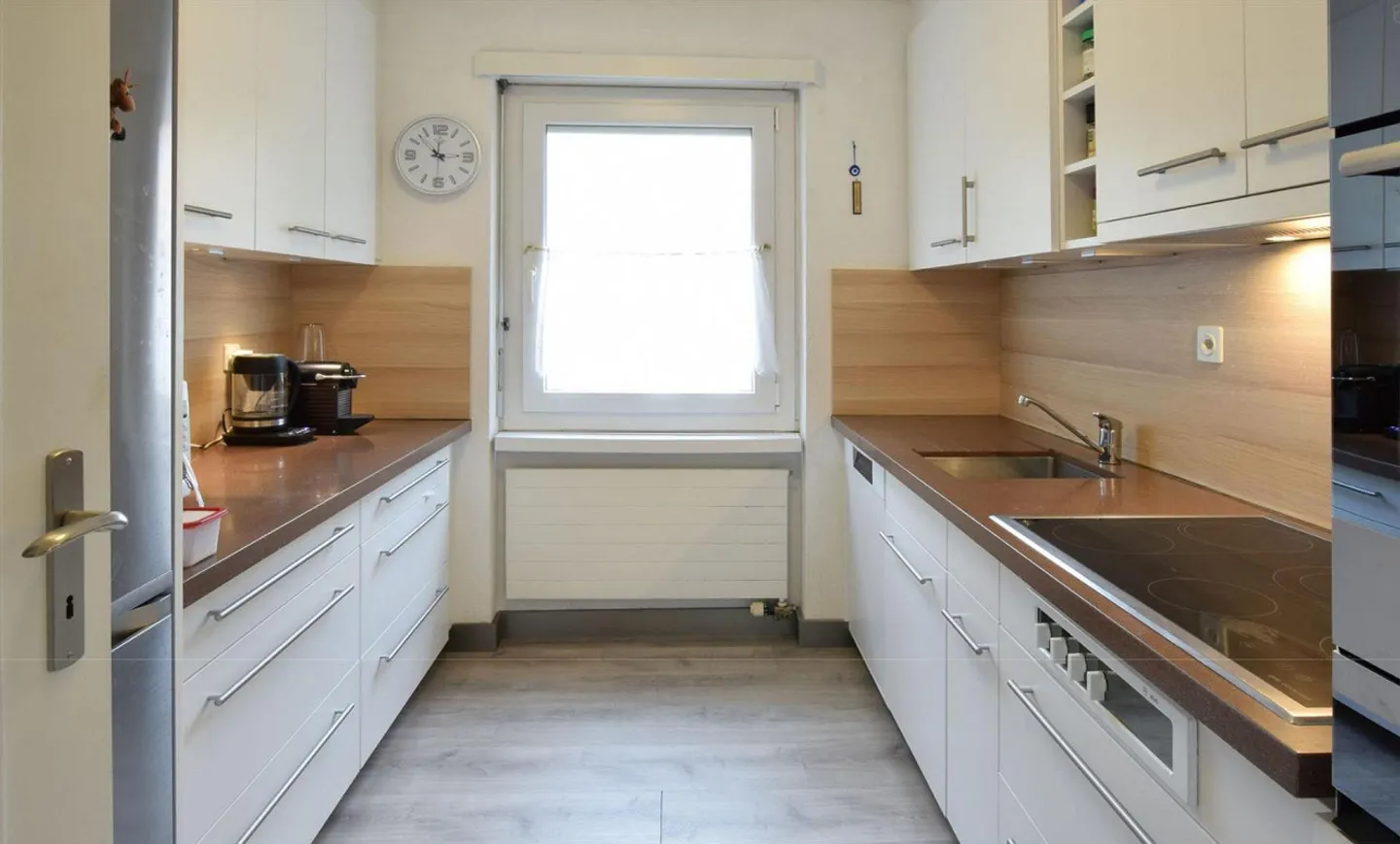 Family-friendly living: Renovated 5.5-room apartment in top location Zollikerberg. - Photo 6 of 12