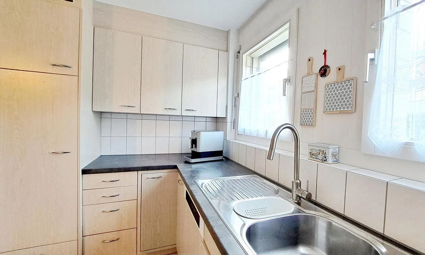 Charmante maison de coin de 5 1/2 pièces - Photo 6 sur 14