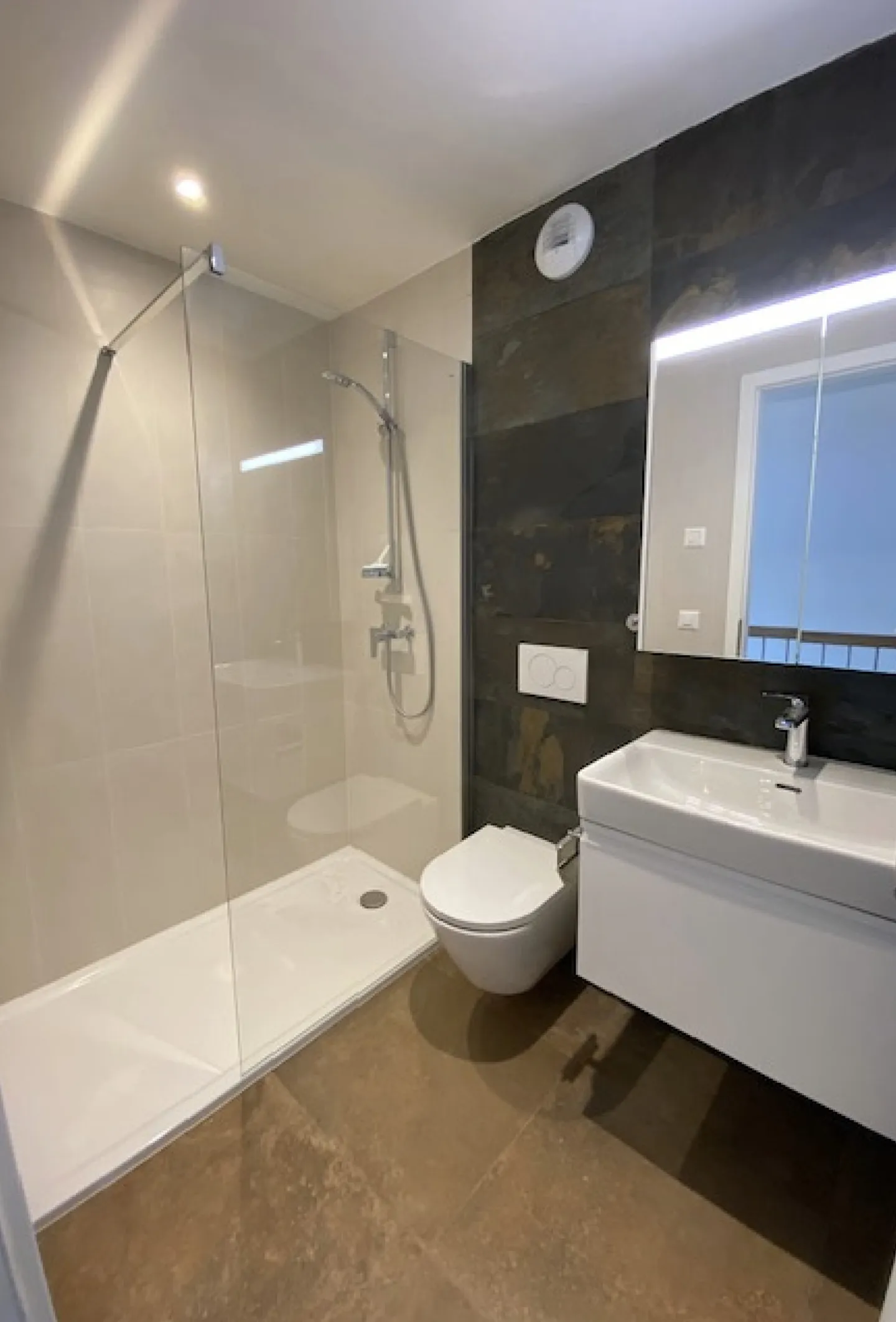 Maison contiguë 5 pièces - Photo 5 sur 8