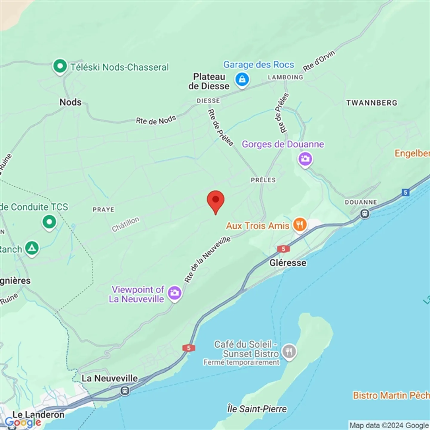 Maison jumelée spacieuse de 5,5 pièces avec jardin et terrasse - Photo 5 sur 5